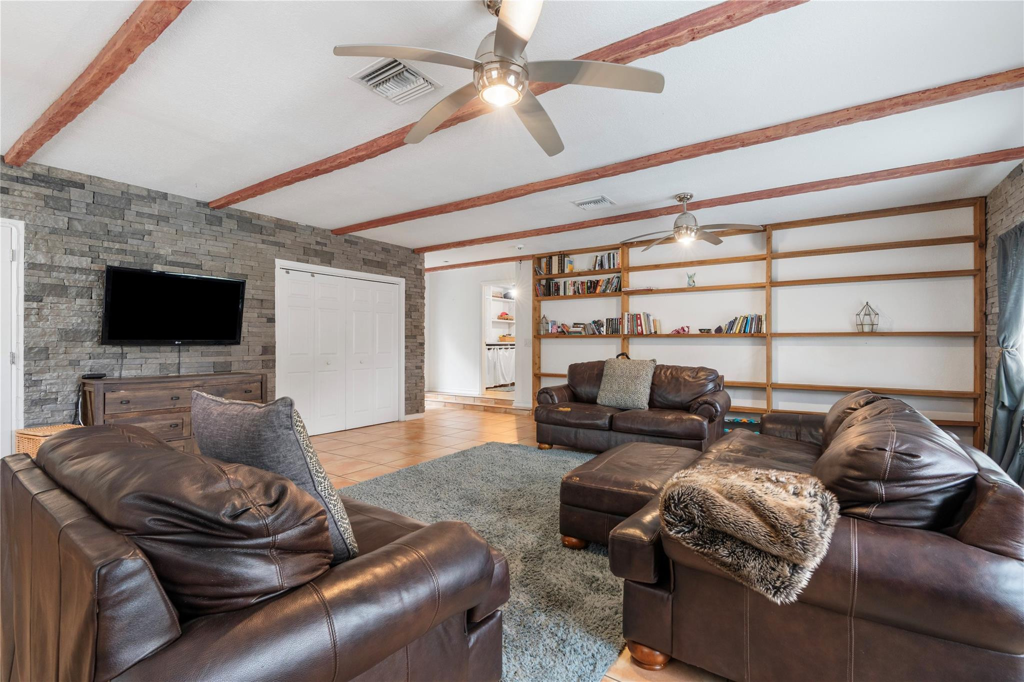 5750 James B. Pirtle Avenue