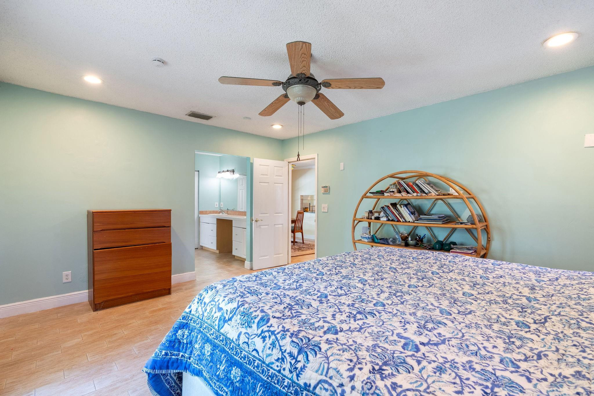 5400 SW 164 Terrace