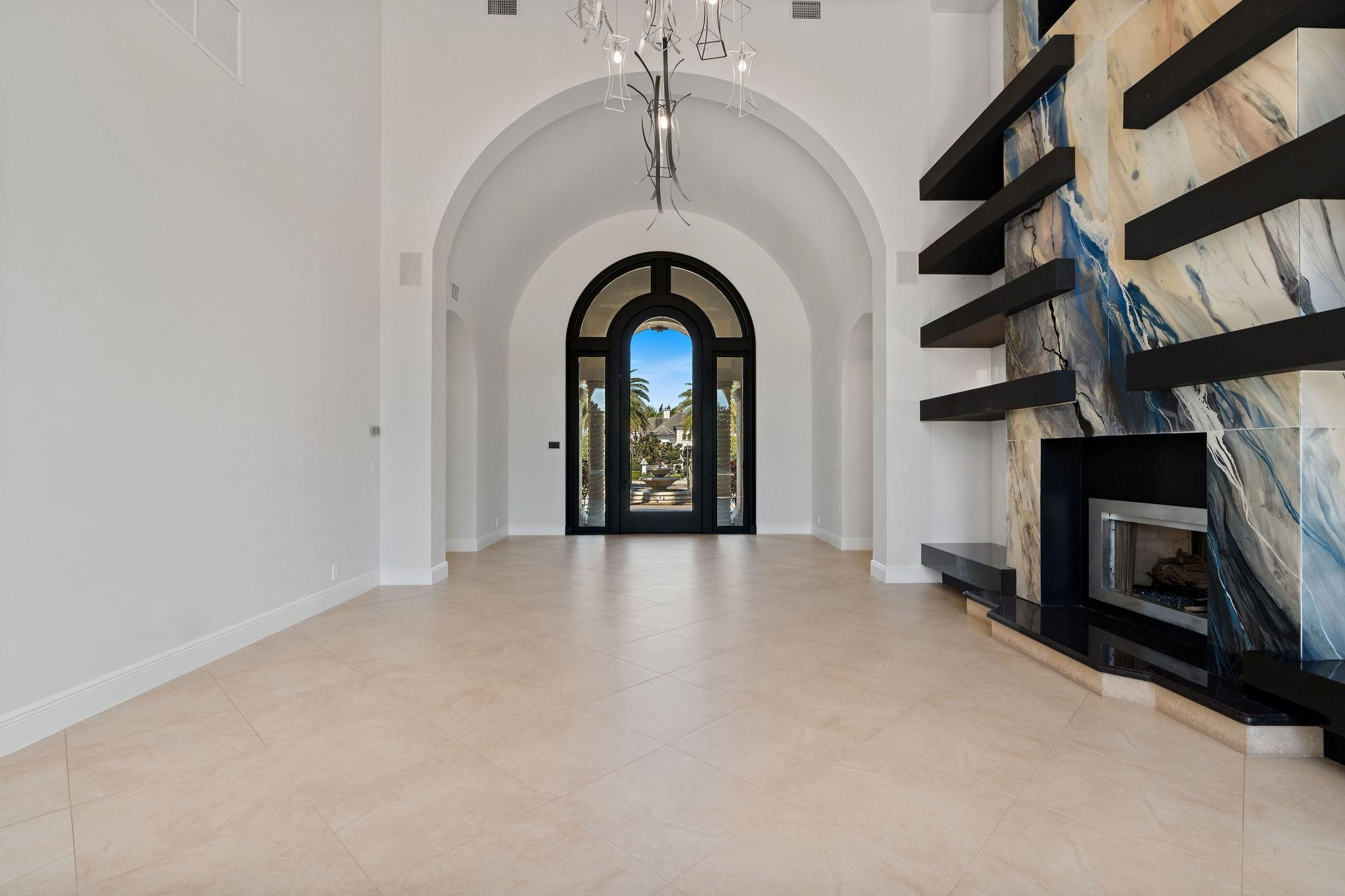 16850 Stratford Court