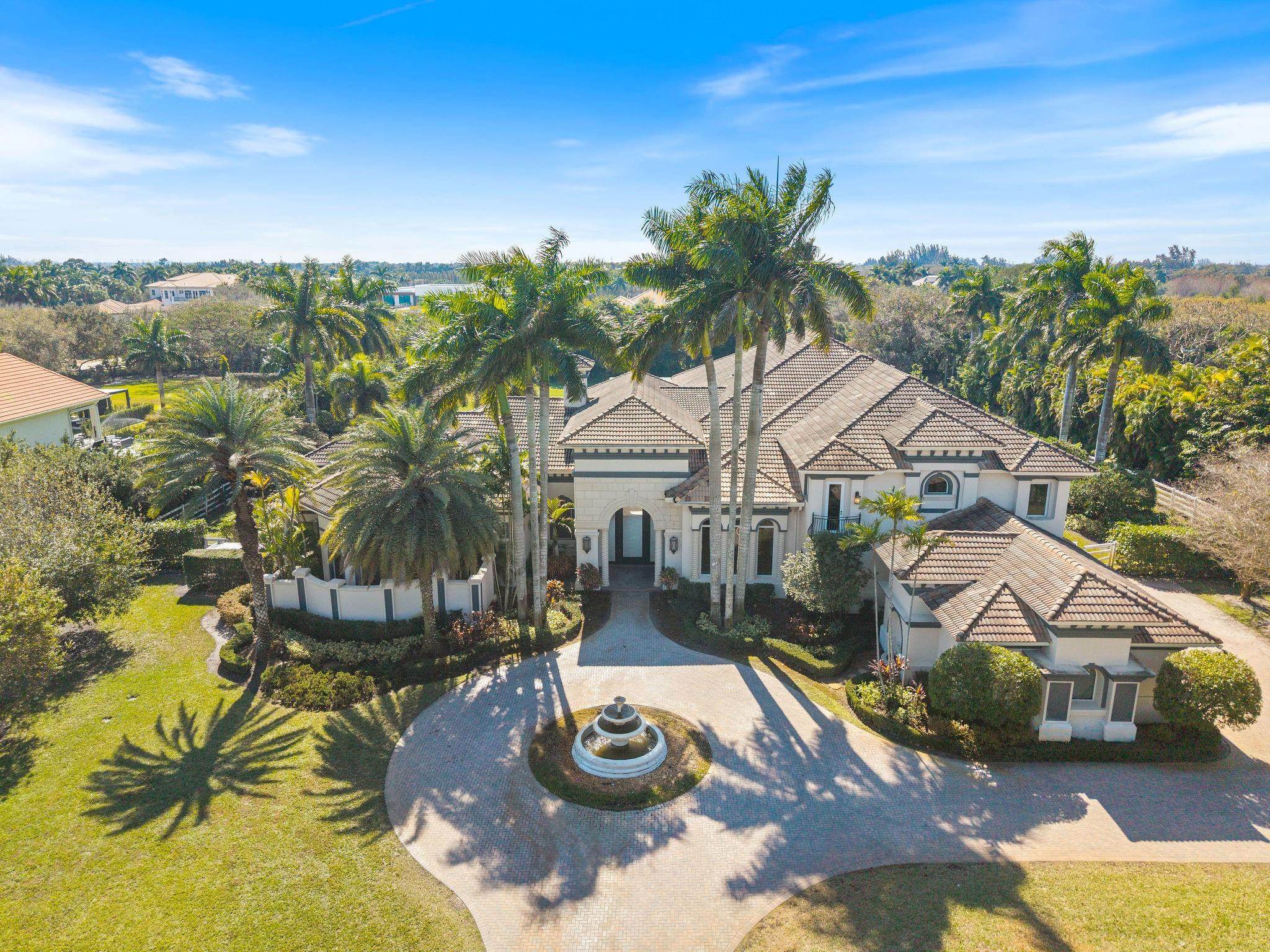 16850 Stratford Court