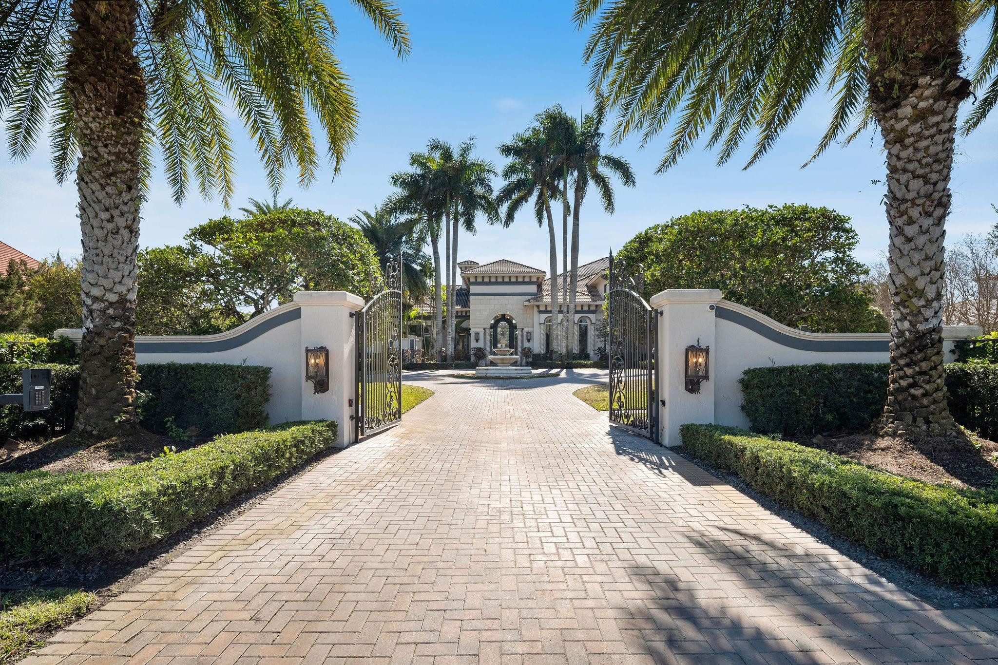 16850 Stratford Court