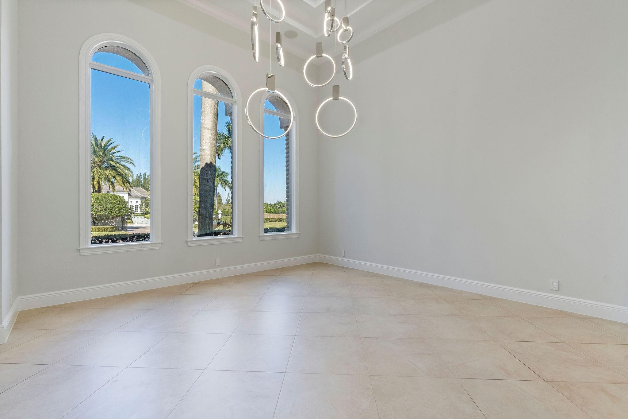 16850 Stratford Court