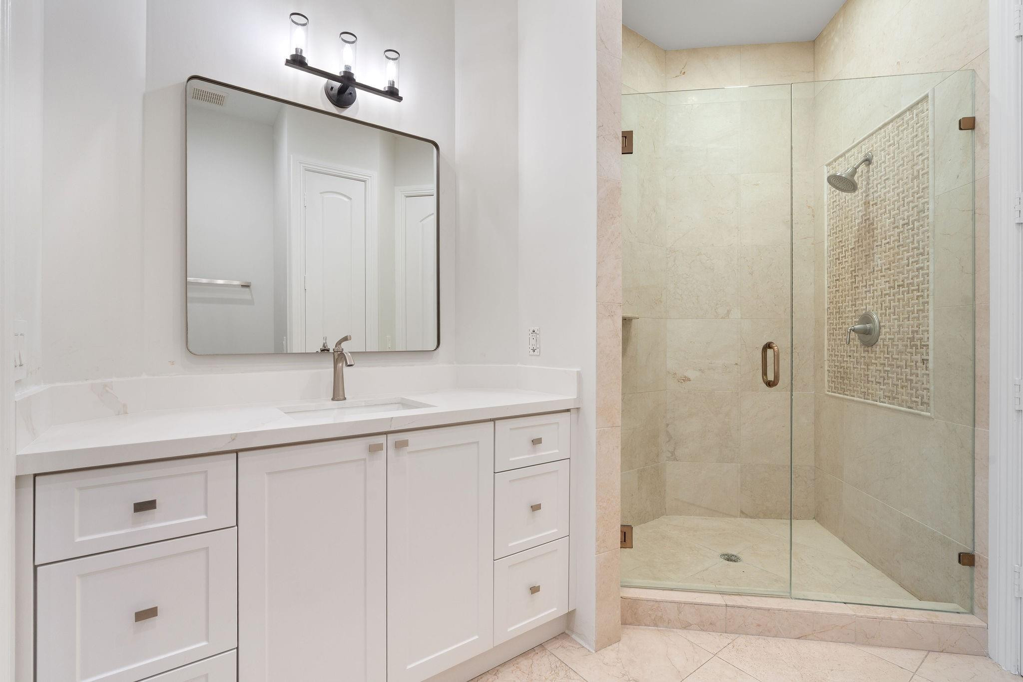 16850 Stratford Court