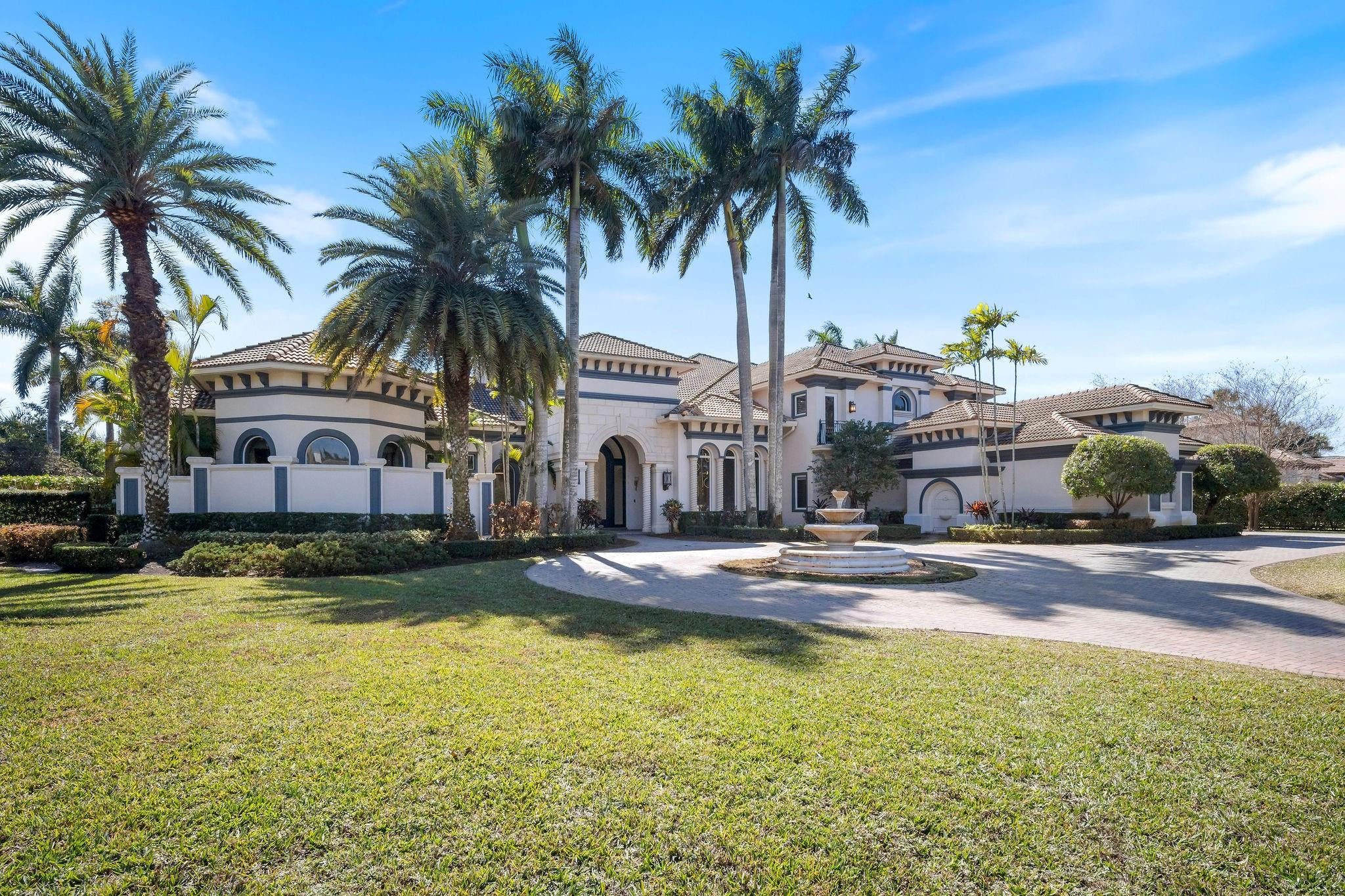 16850 Stratford Court