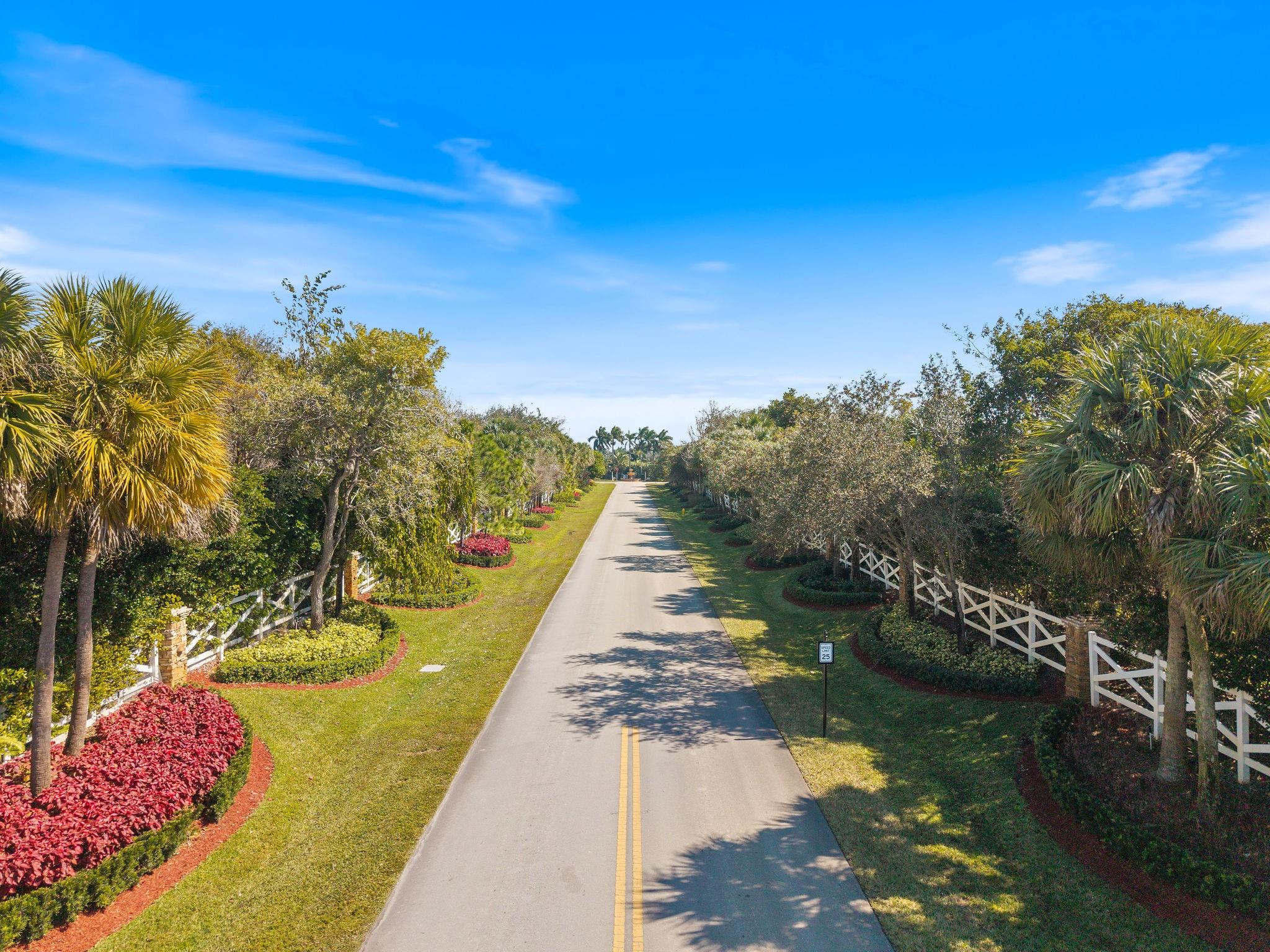 16850 Stratford Court