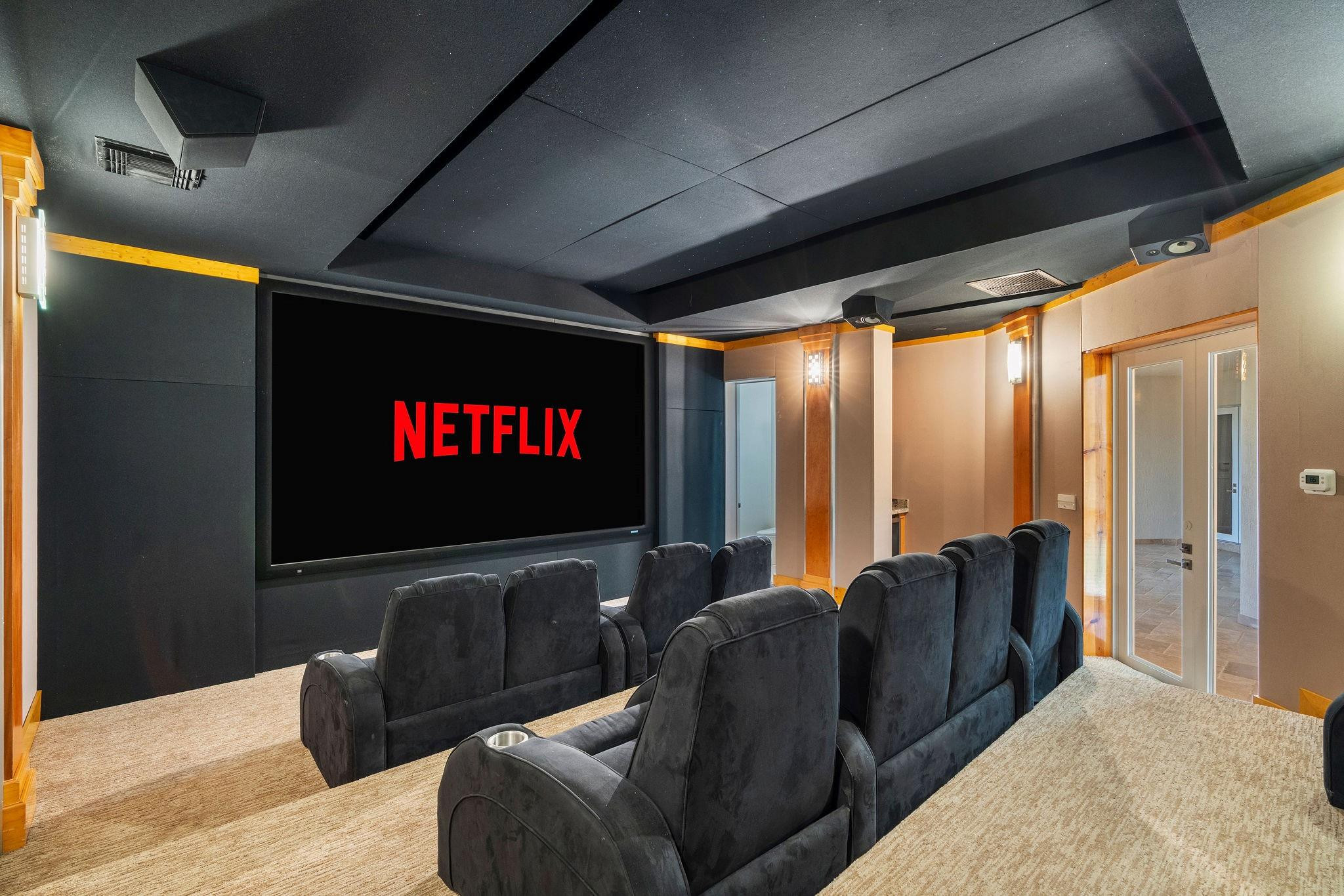 16850 Stratford Court