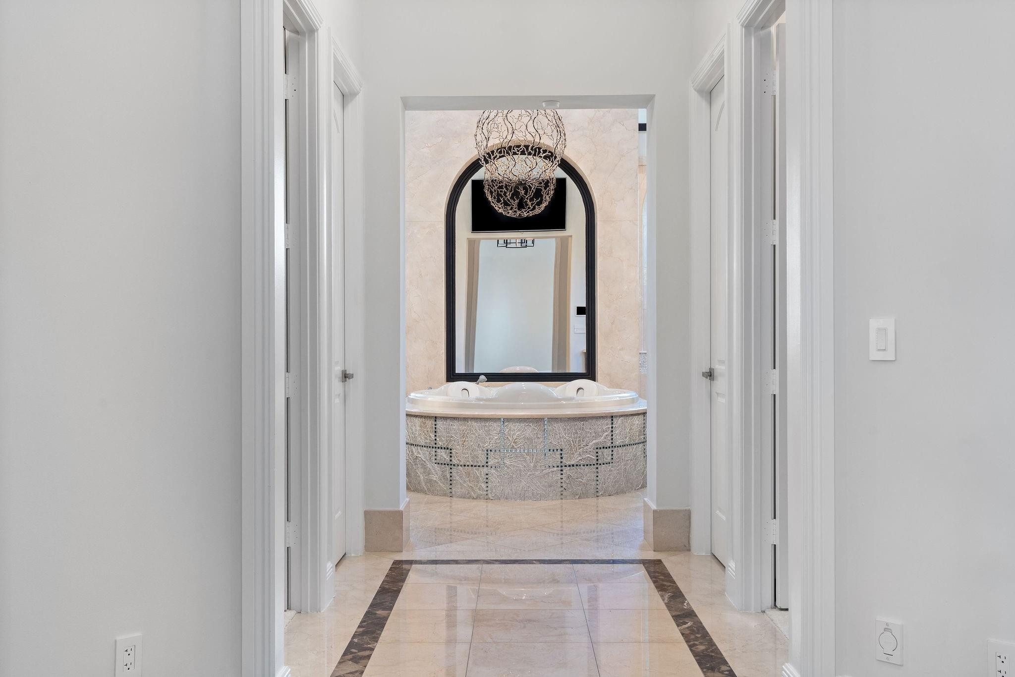 16850 Stratford Court