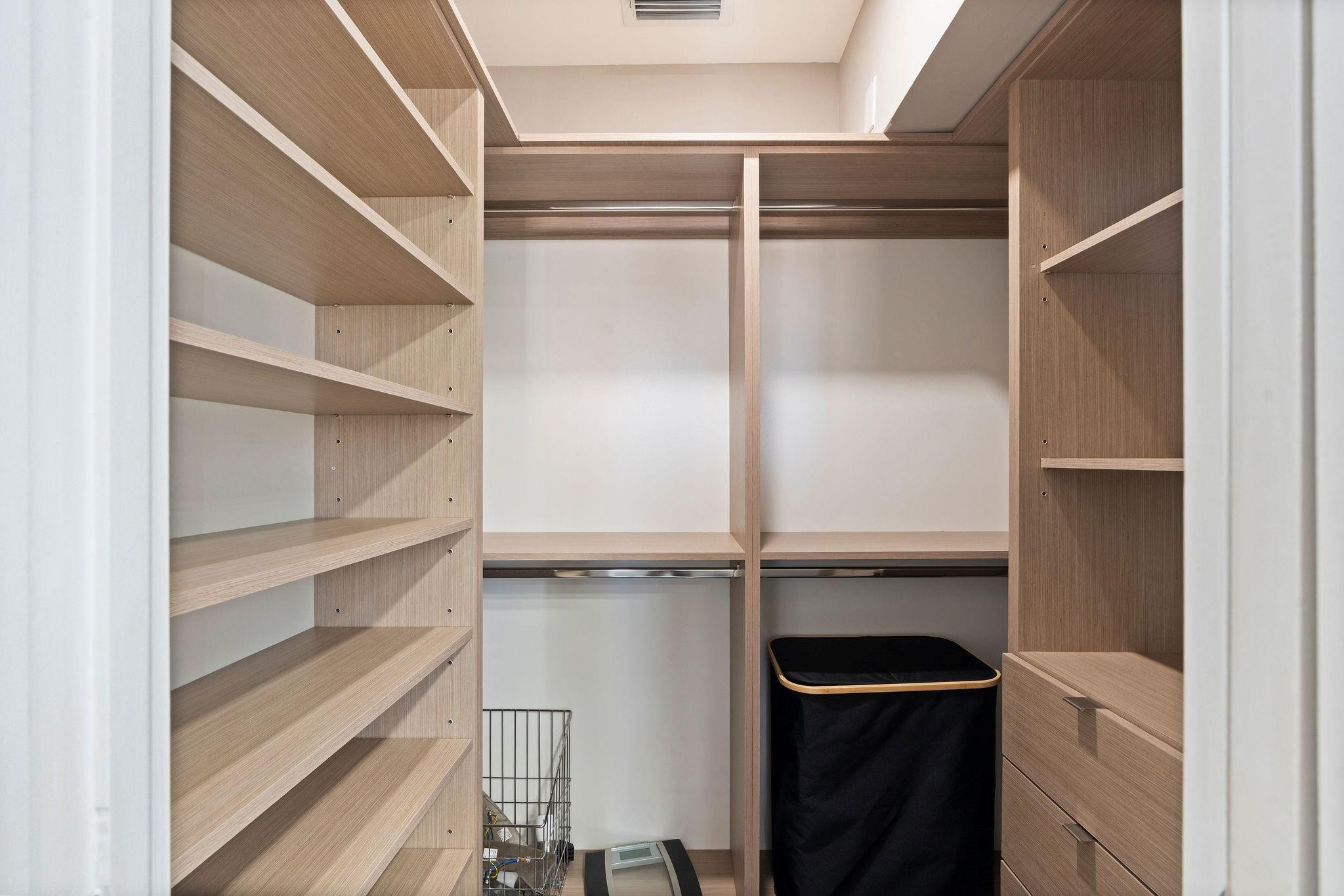 16 Portside Drive 16C