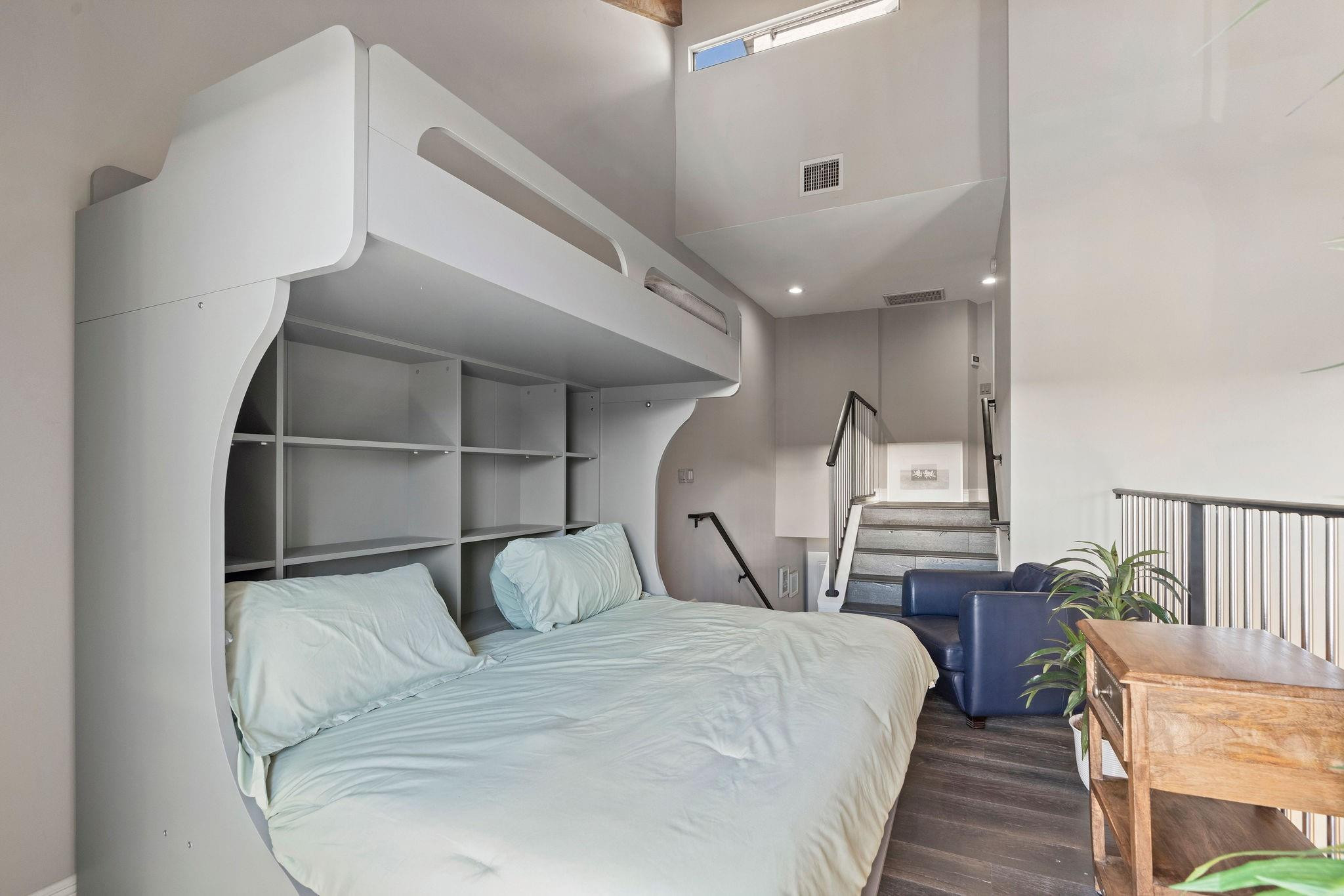 16 Portside Drive 16C