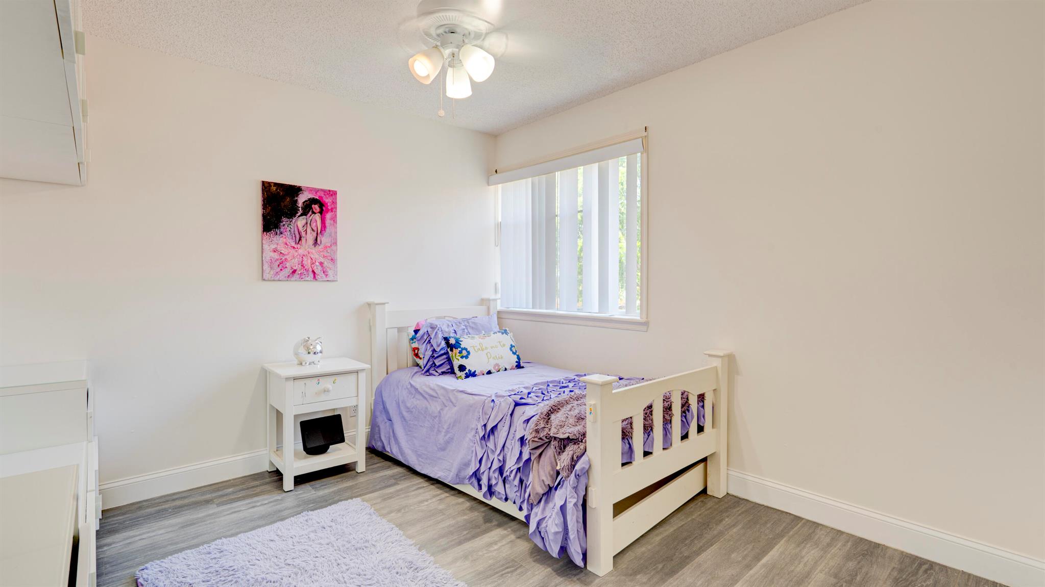 11373 Lakeview Drive