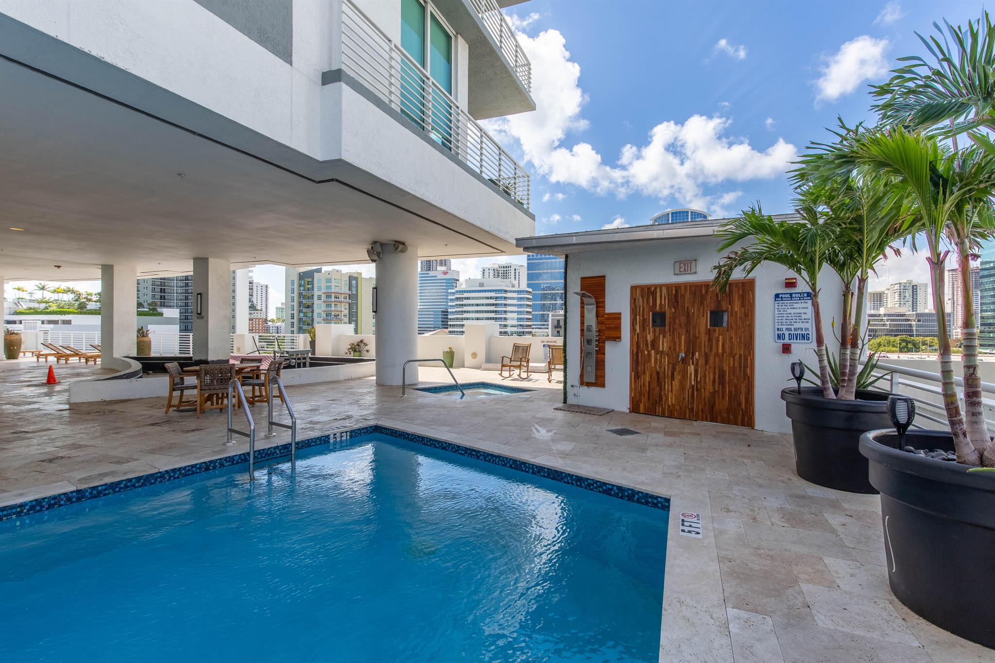 315 NE 3rd Avenue 1706