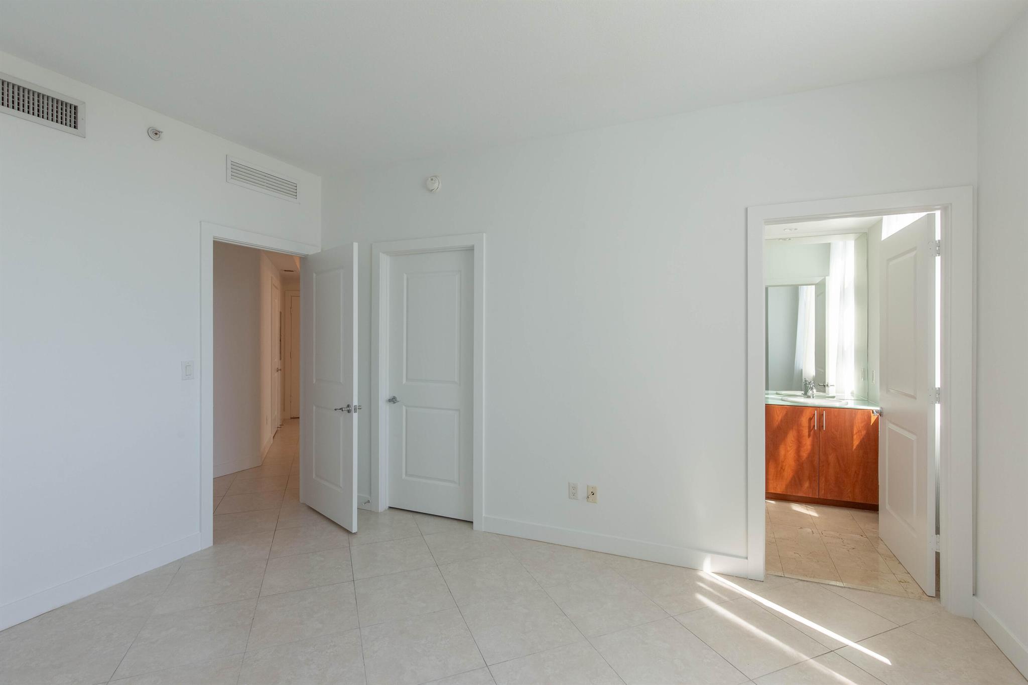 315 NE 3rd Avenue 1706