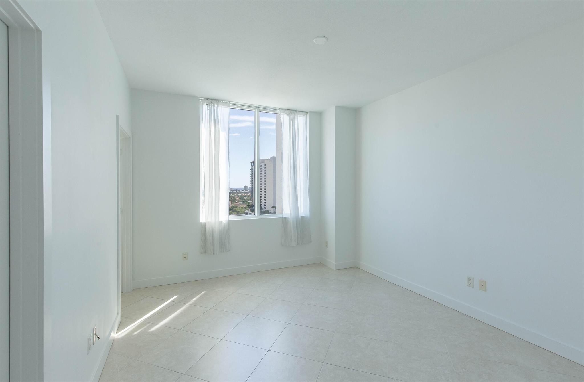 315 NE 3rd Avenue 1706