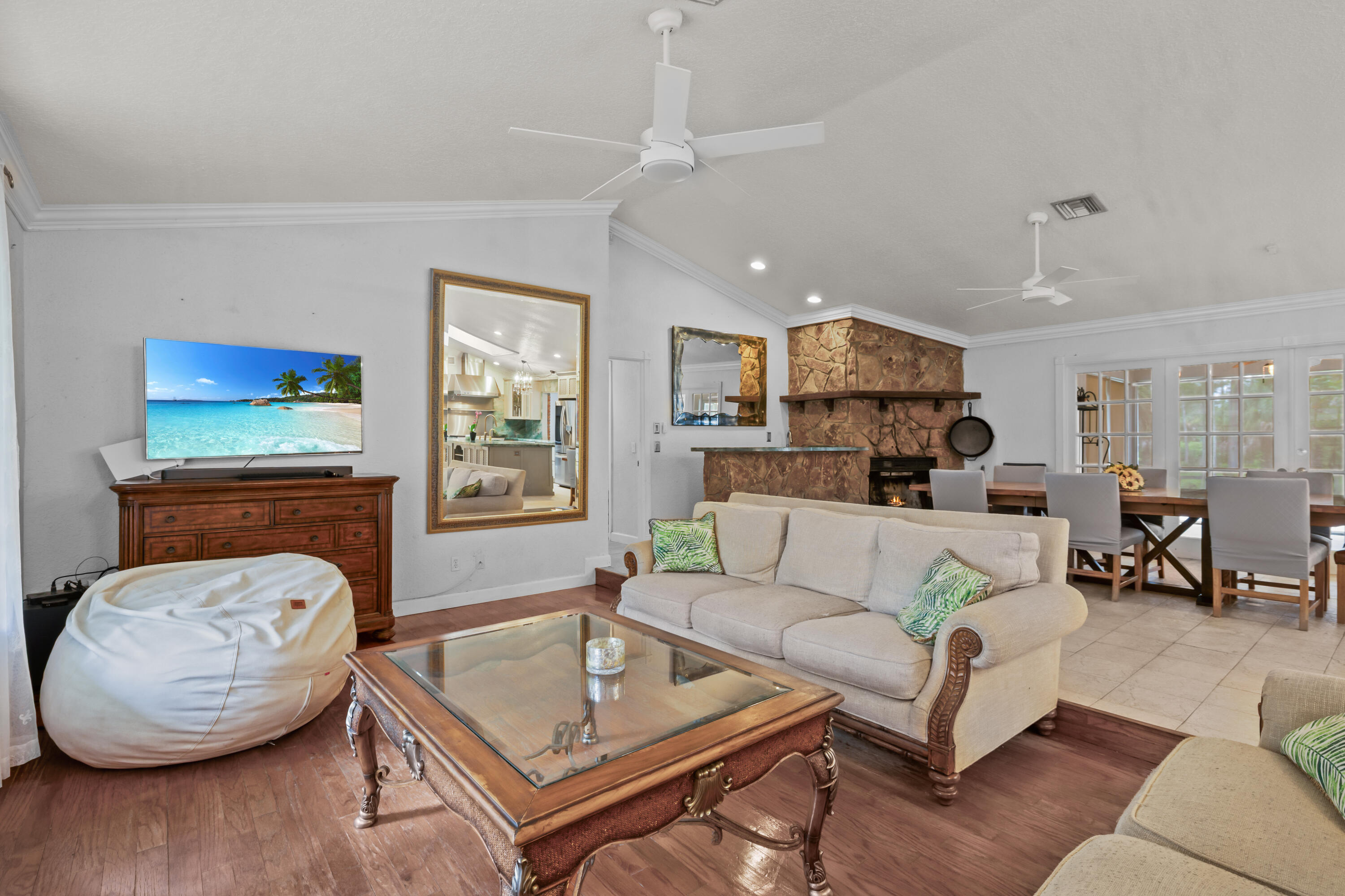 2619 Palm Deer Drive