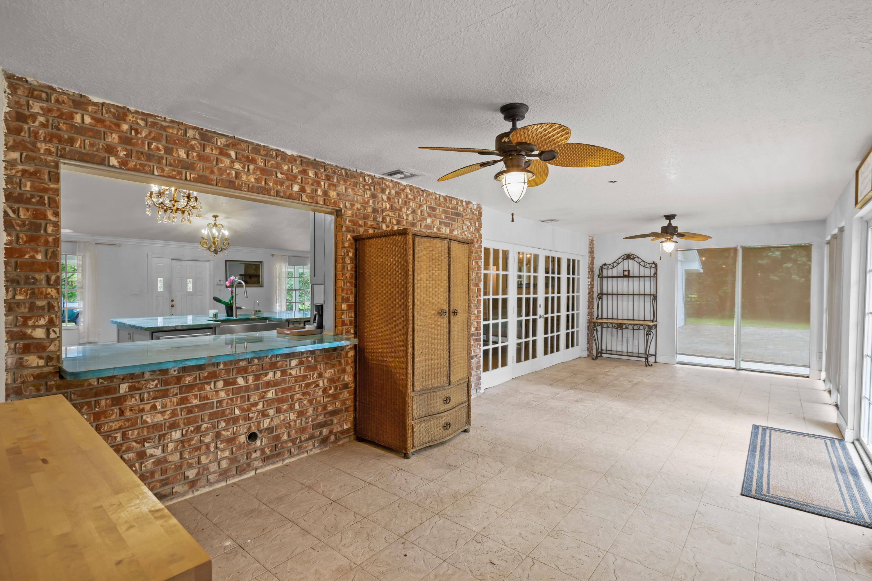 2619 Palm Deer Drive