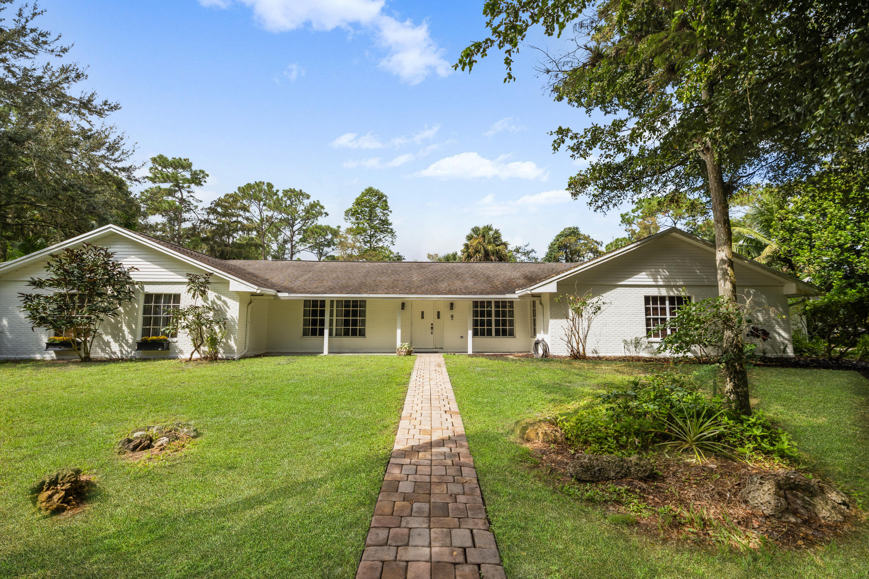 2619 Palm Deer Drive