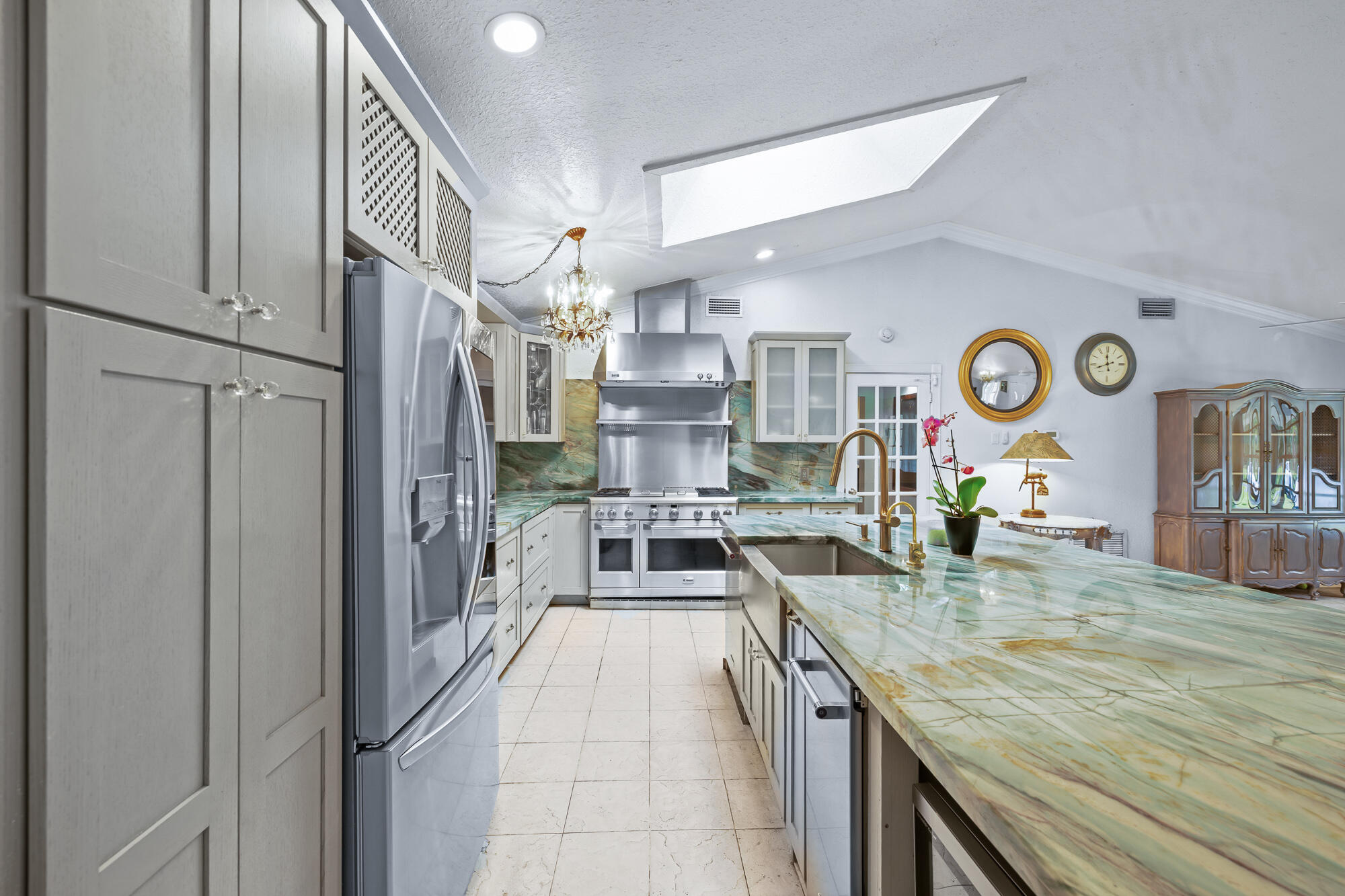 2619 Palm Deer Drive