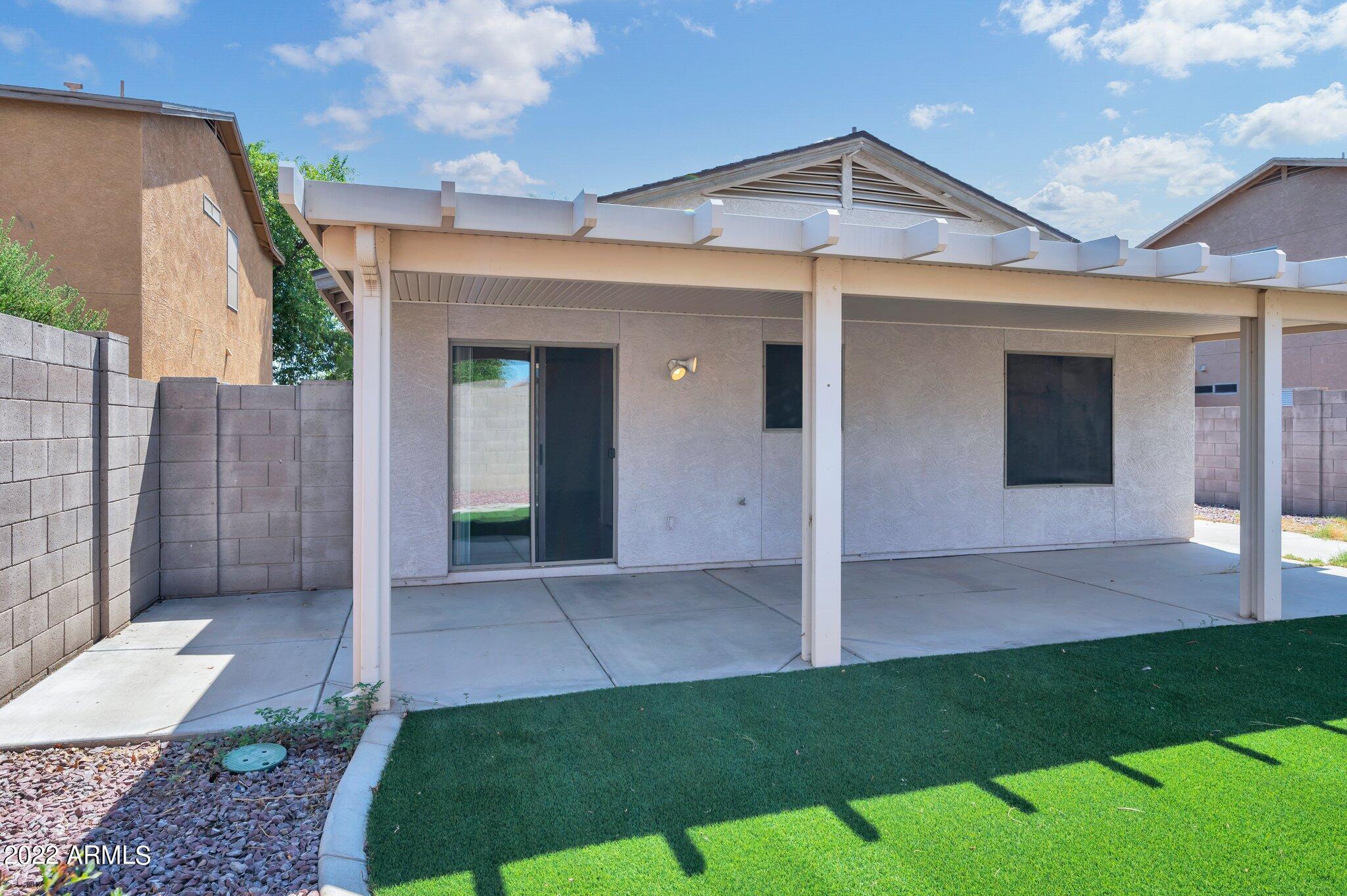 40440 N HIGH MEADOWS Drive