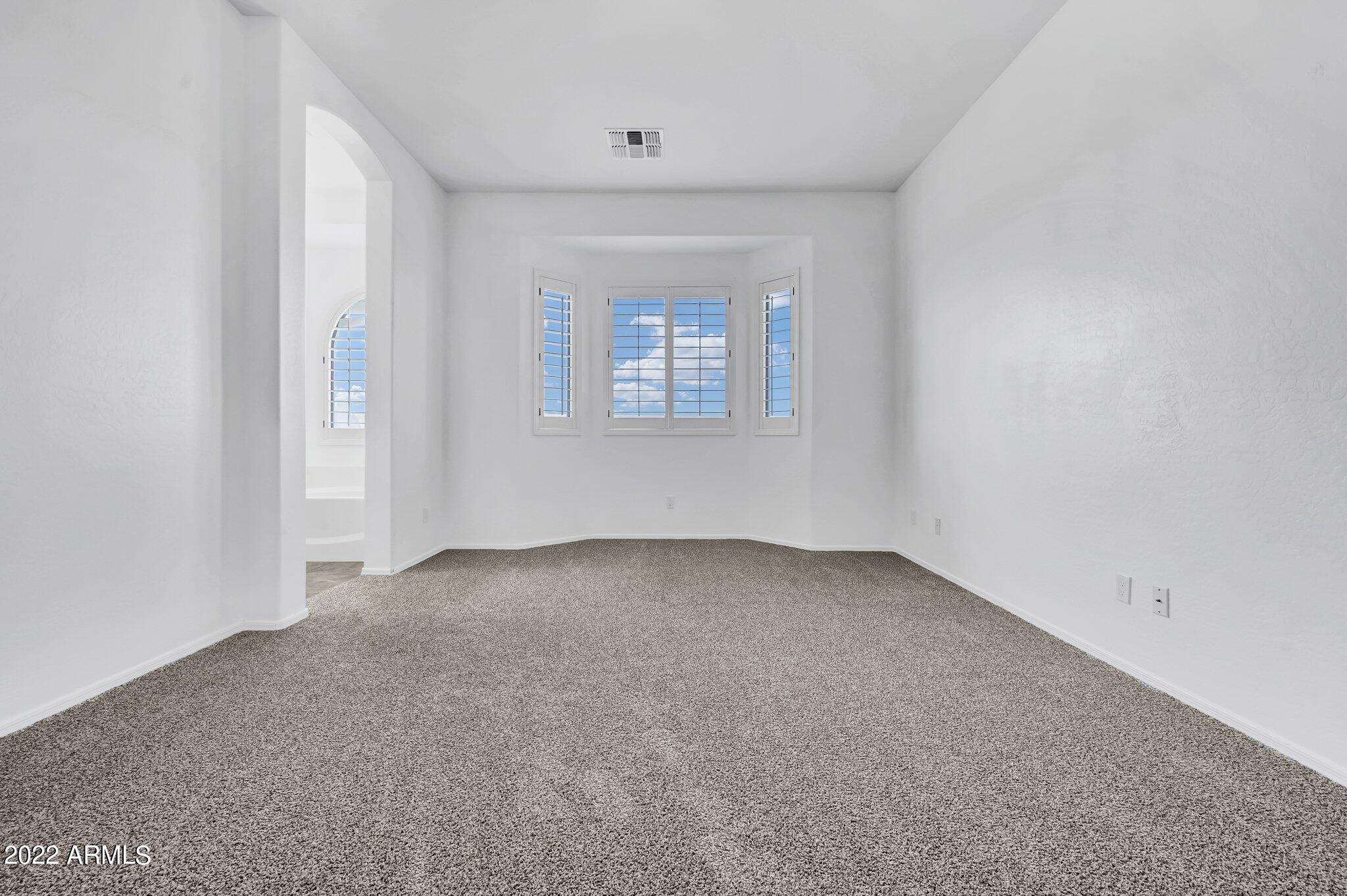 2728 N Augustine --