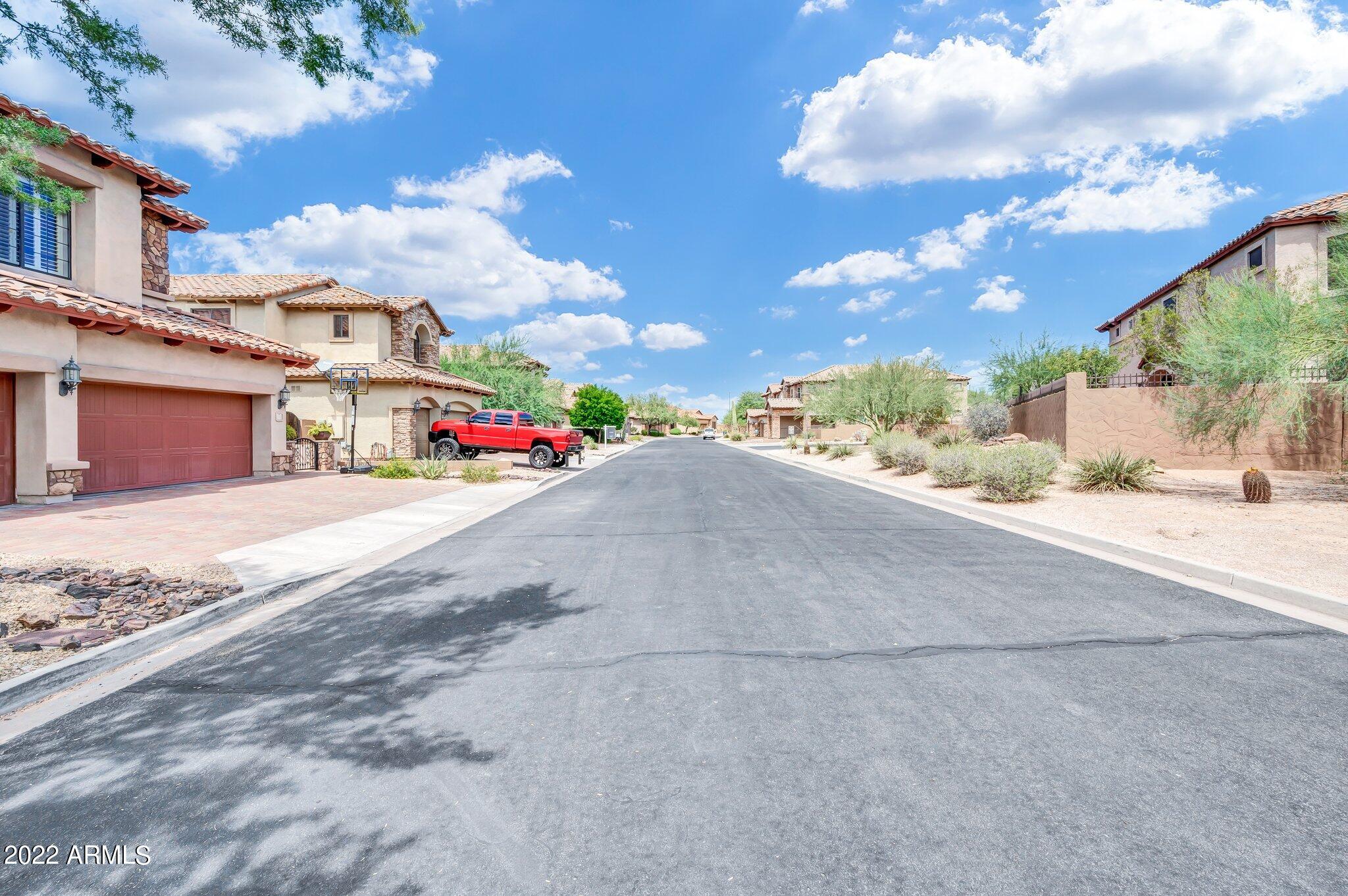 2728 N AUGUSTINE --