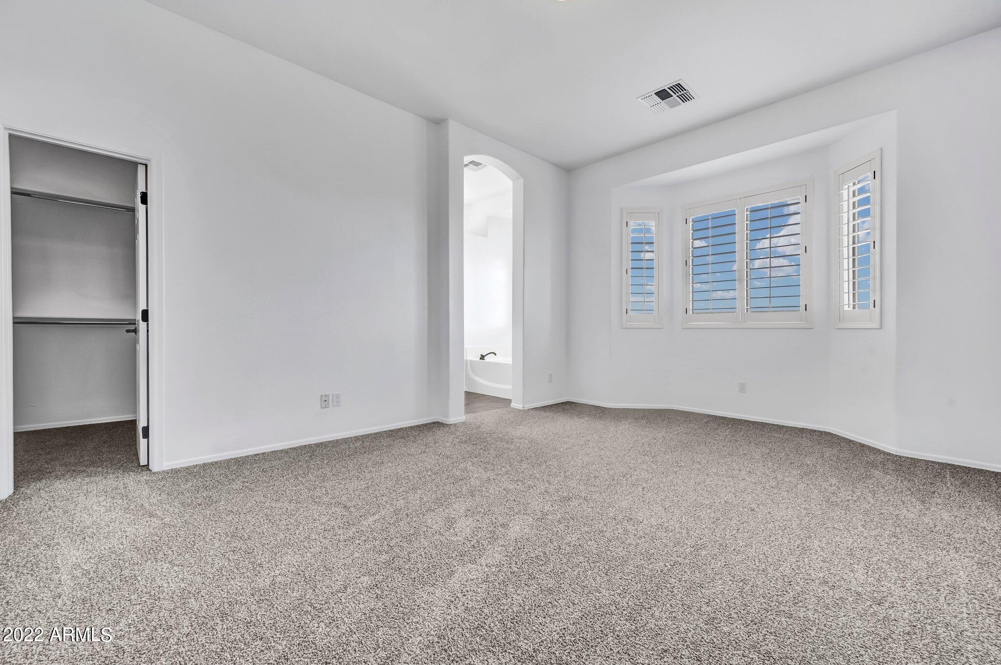 2728 N AUGUSTINE --