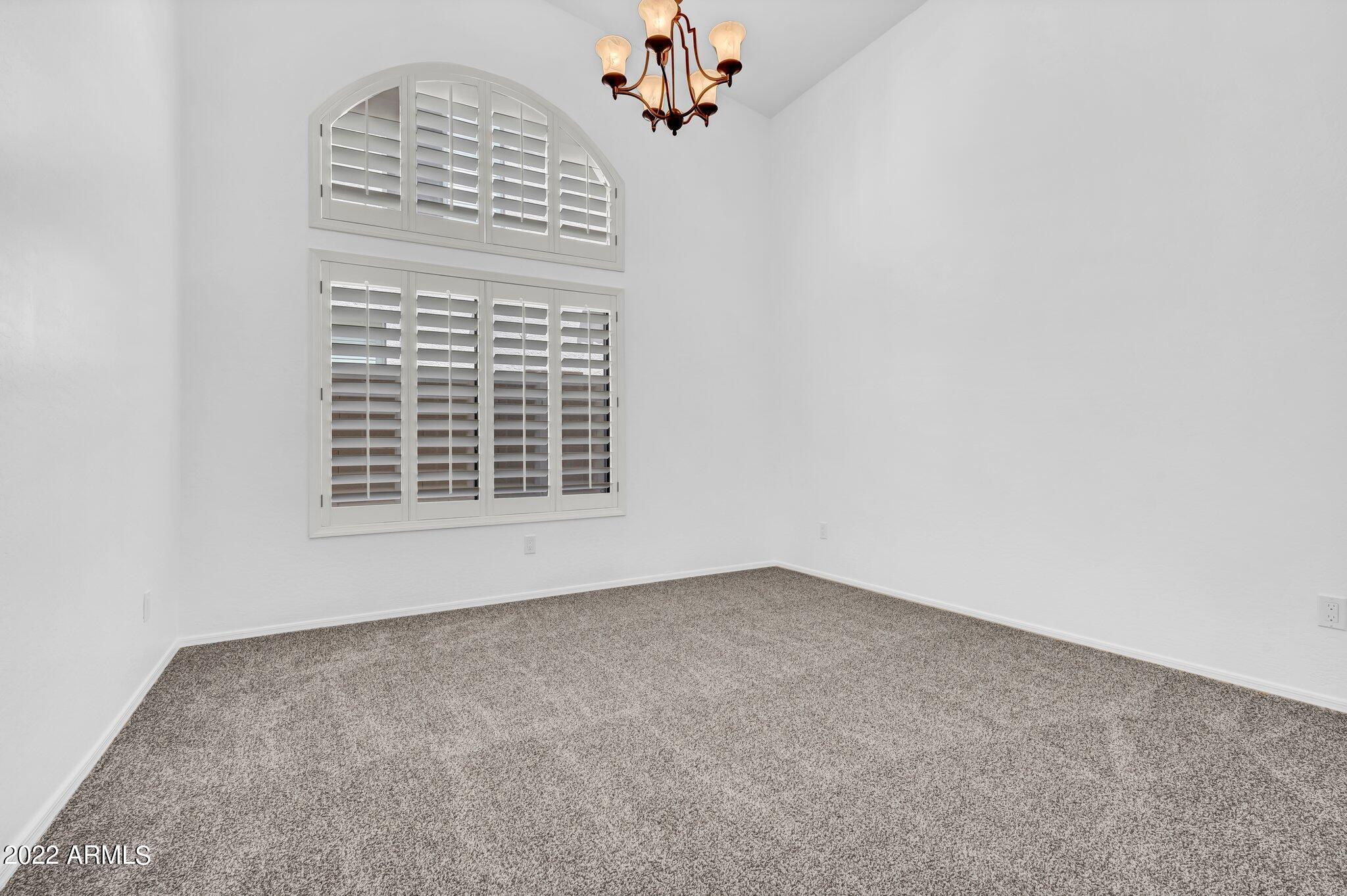 2728 N AUGUSTINE --