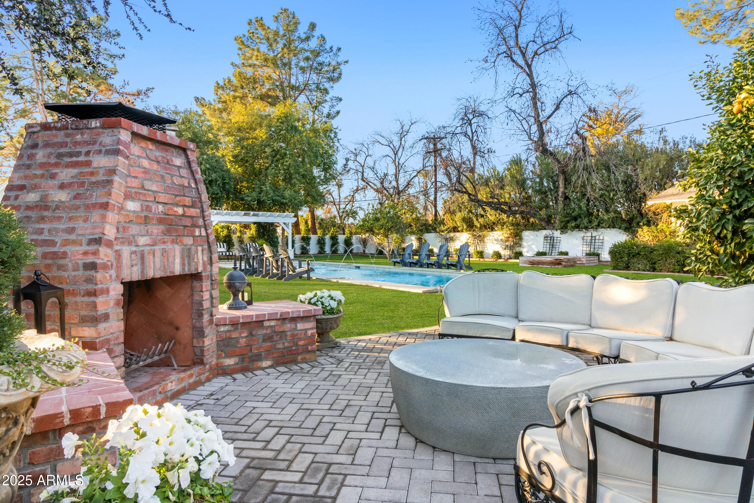 3048 N 45TH Street