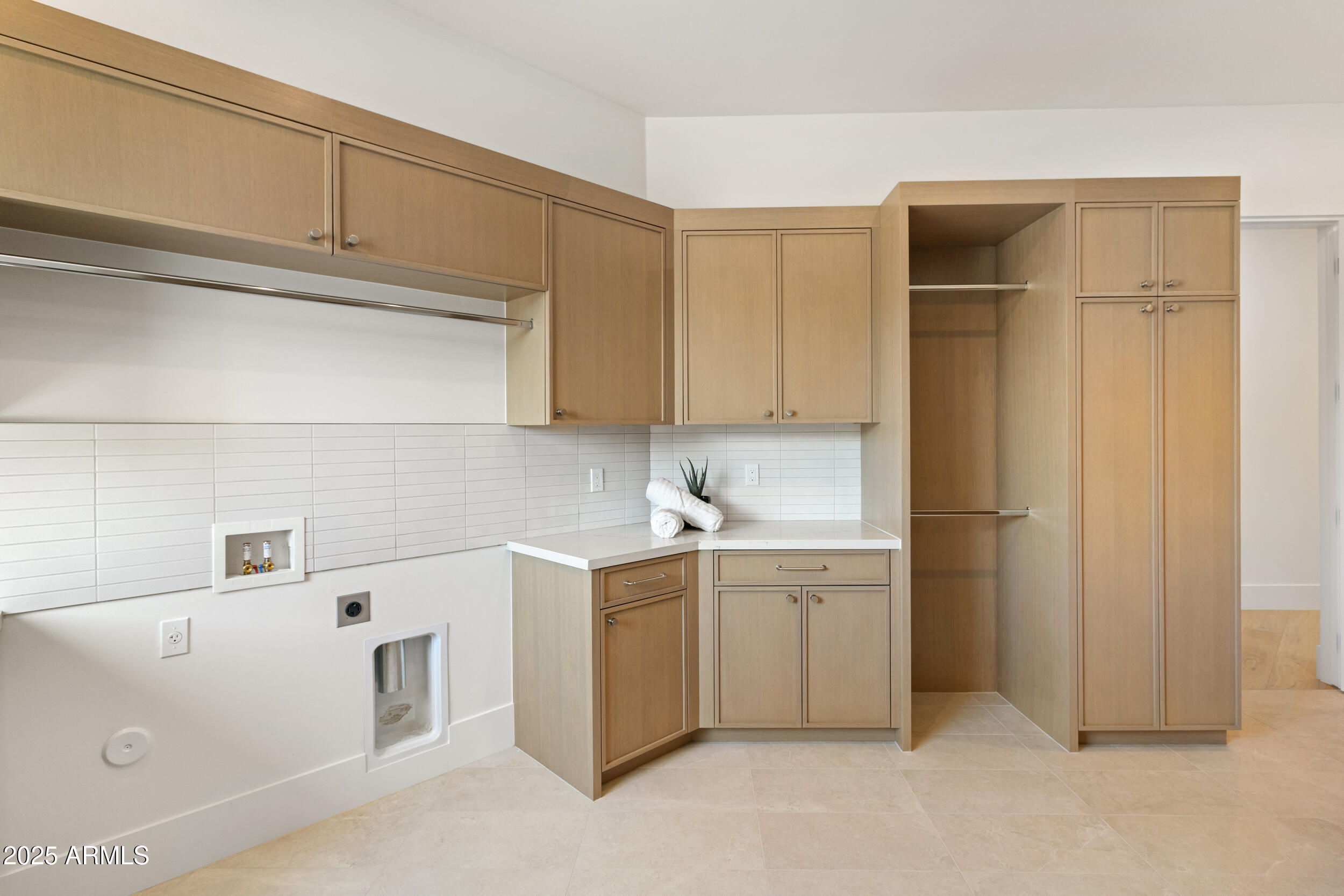 4723 E DESERT PARK Place