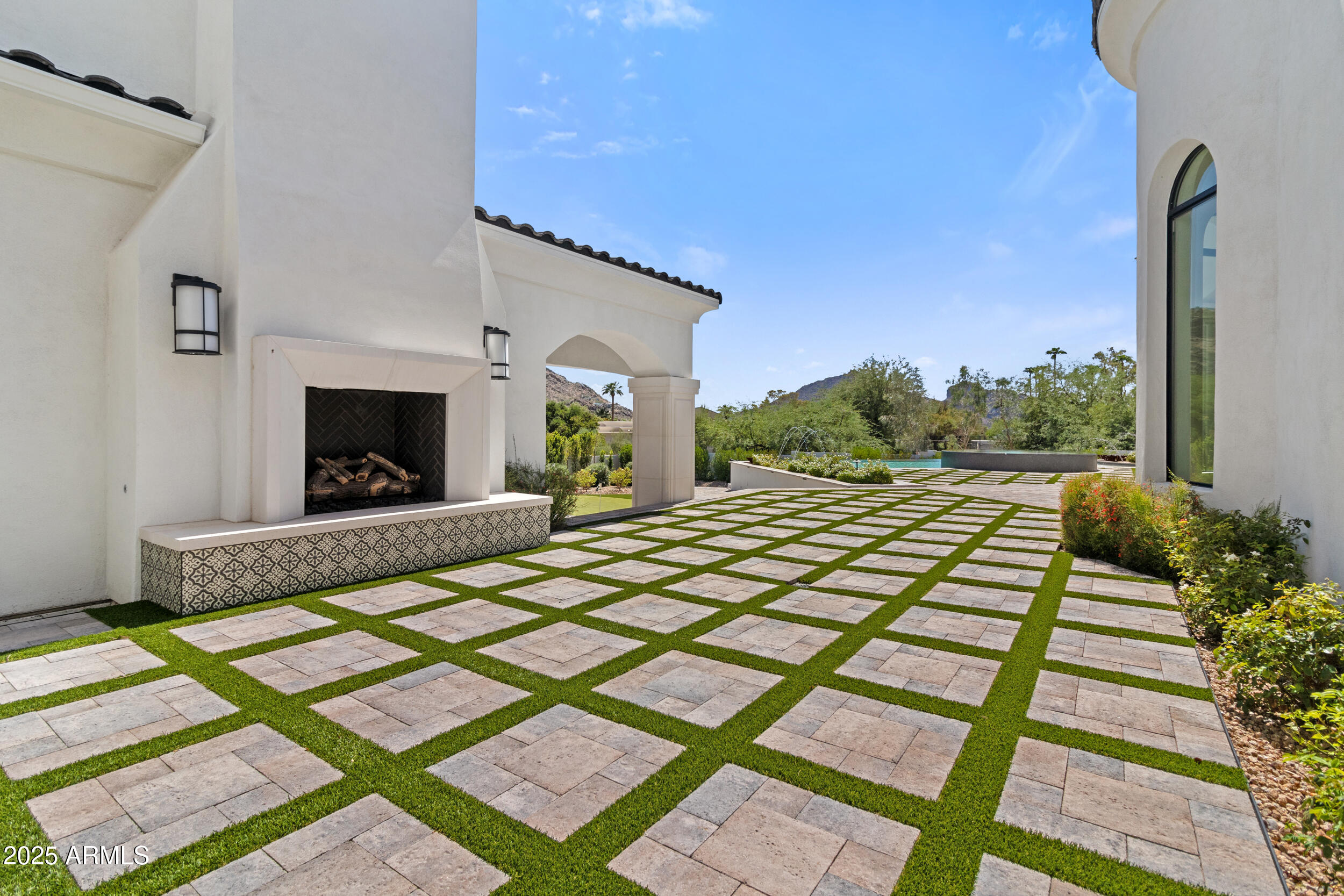 4723 E DESERT PARK Place