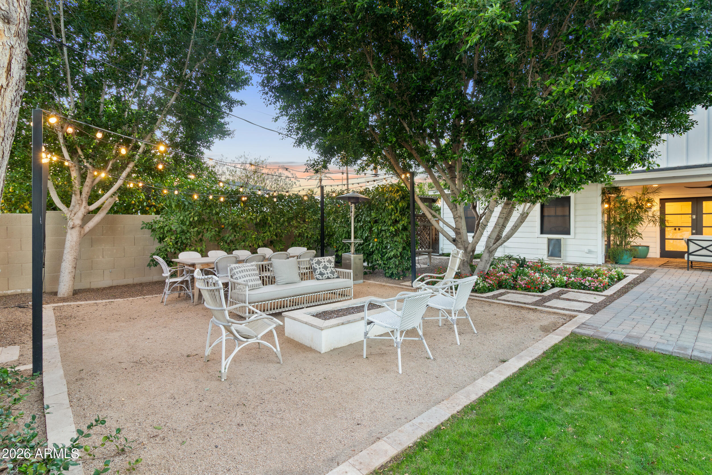 4021 E HAZELWOOD Street