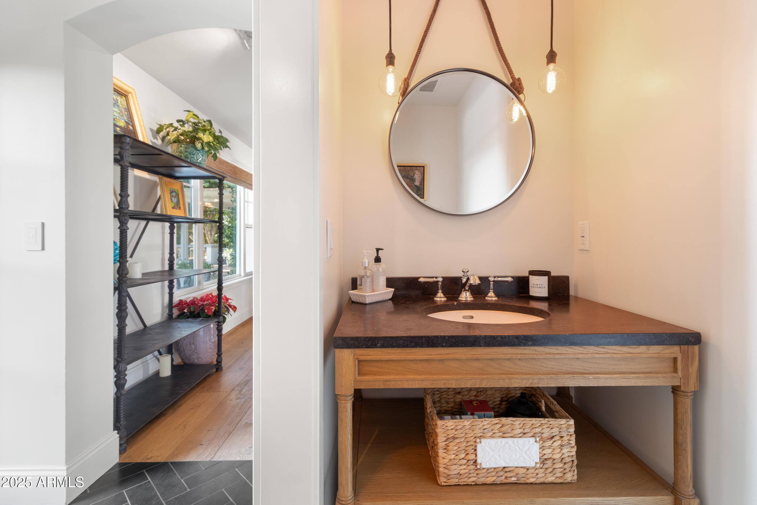 4021 E HAZELWOOD Street