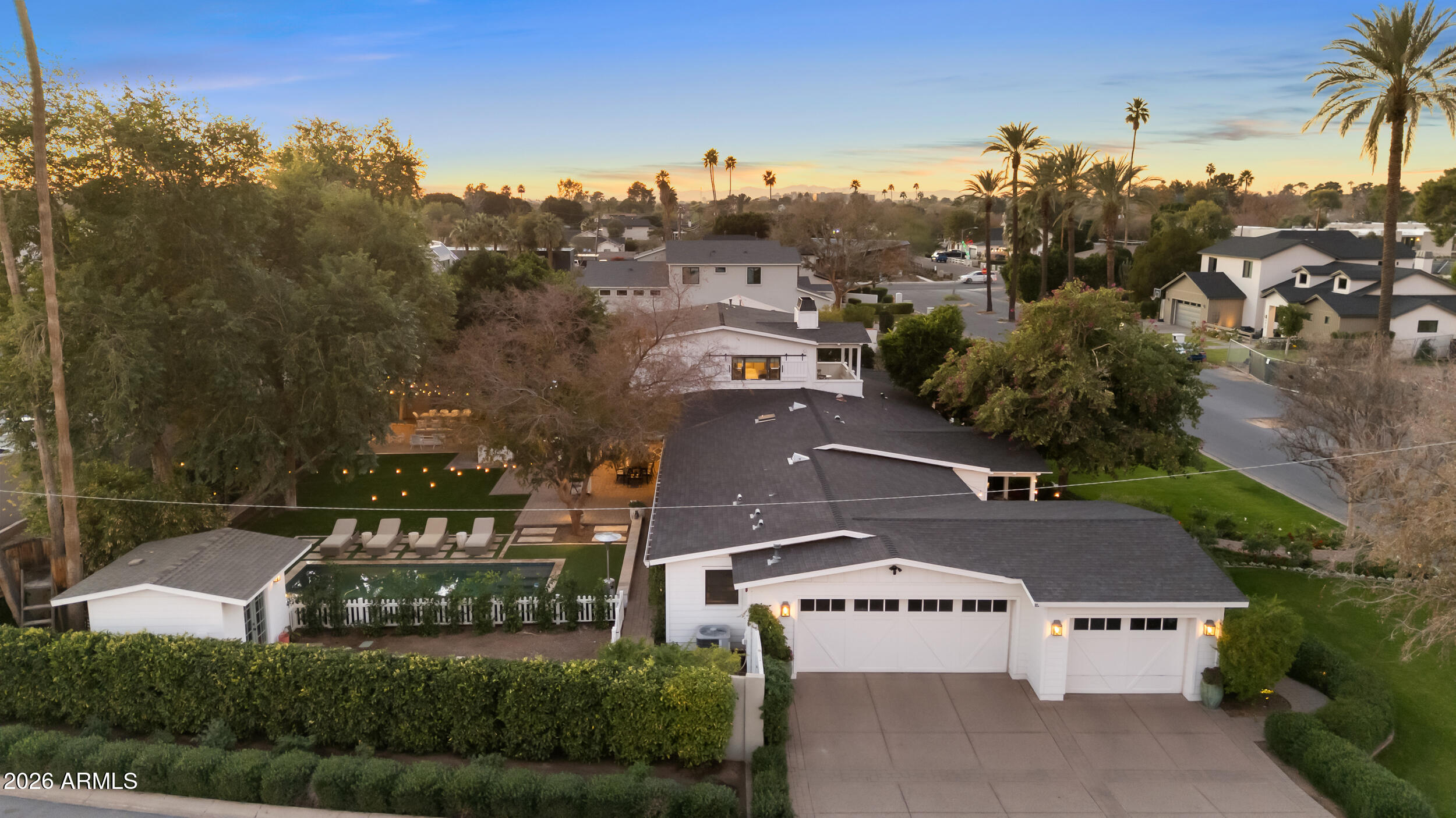 4021 E HAZELWOOD Street