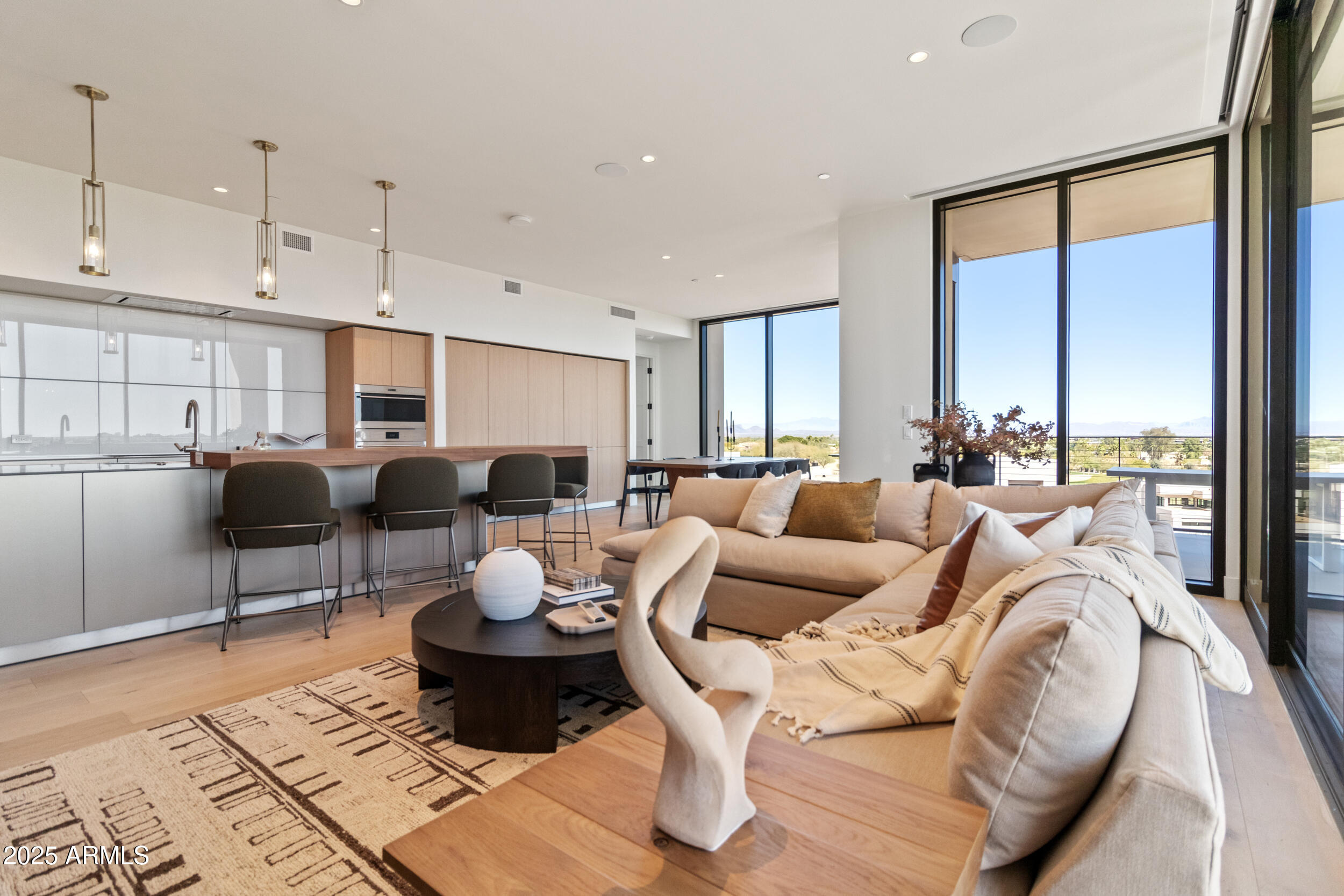 5000 N CAMELBACK RIDGE Drive 302