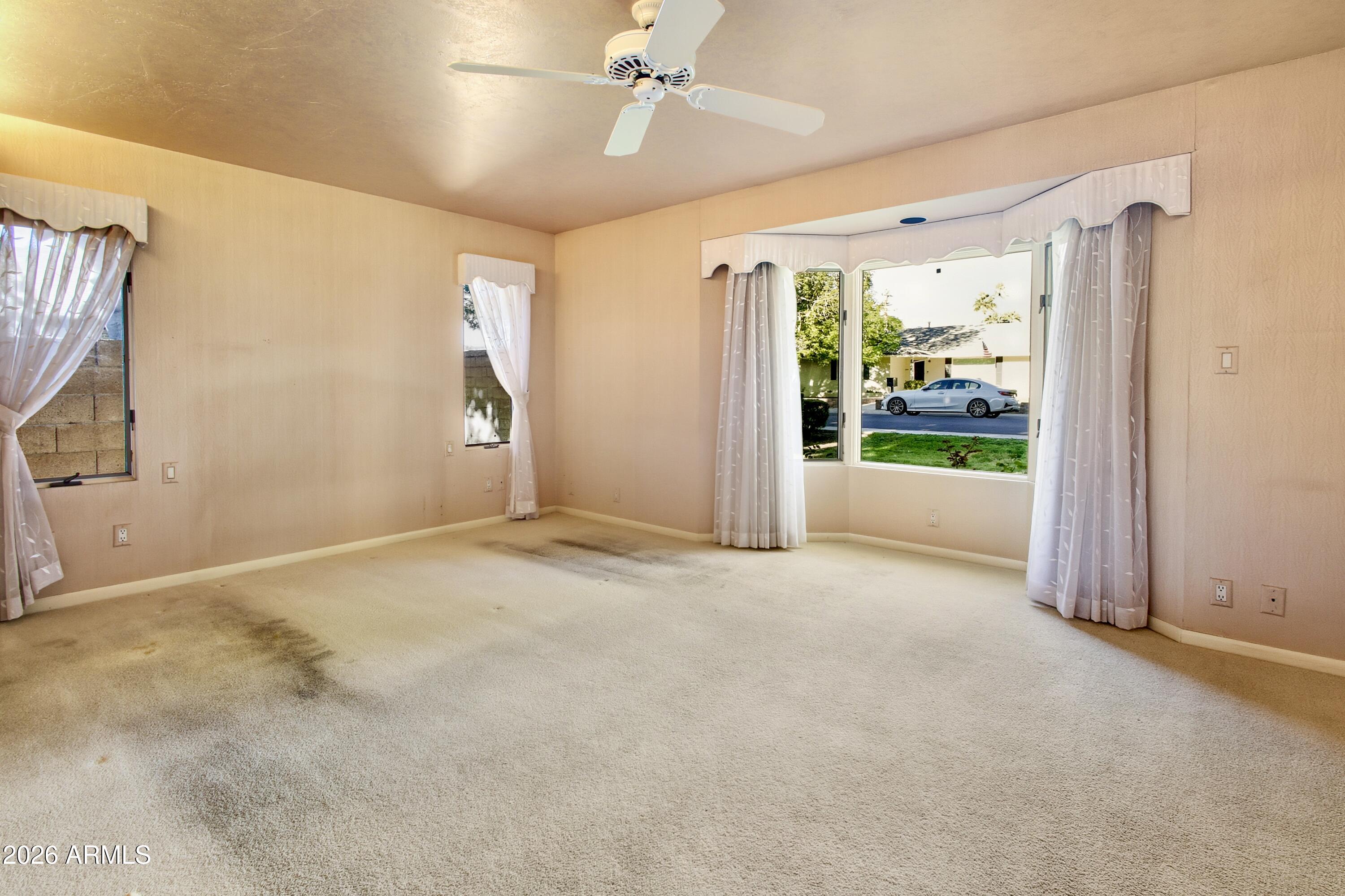 4851 E CALLE TUBERIA
