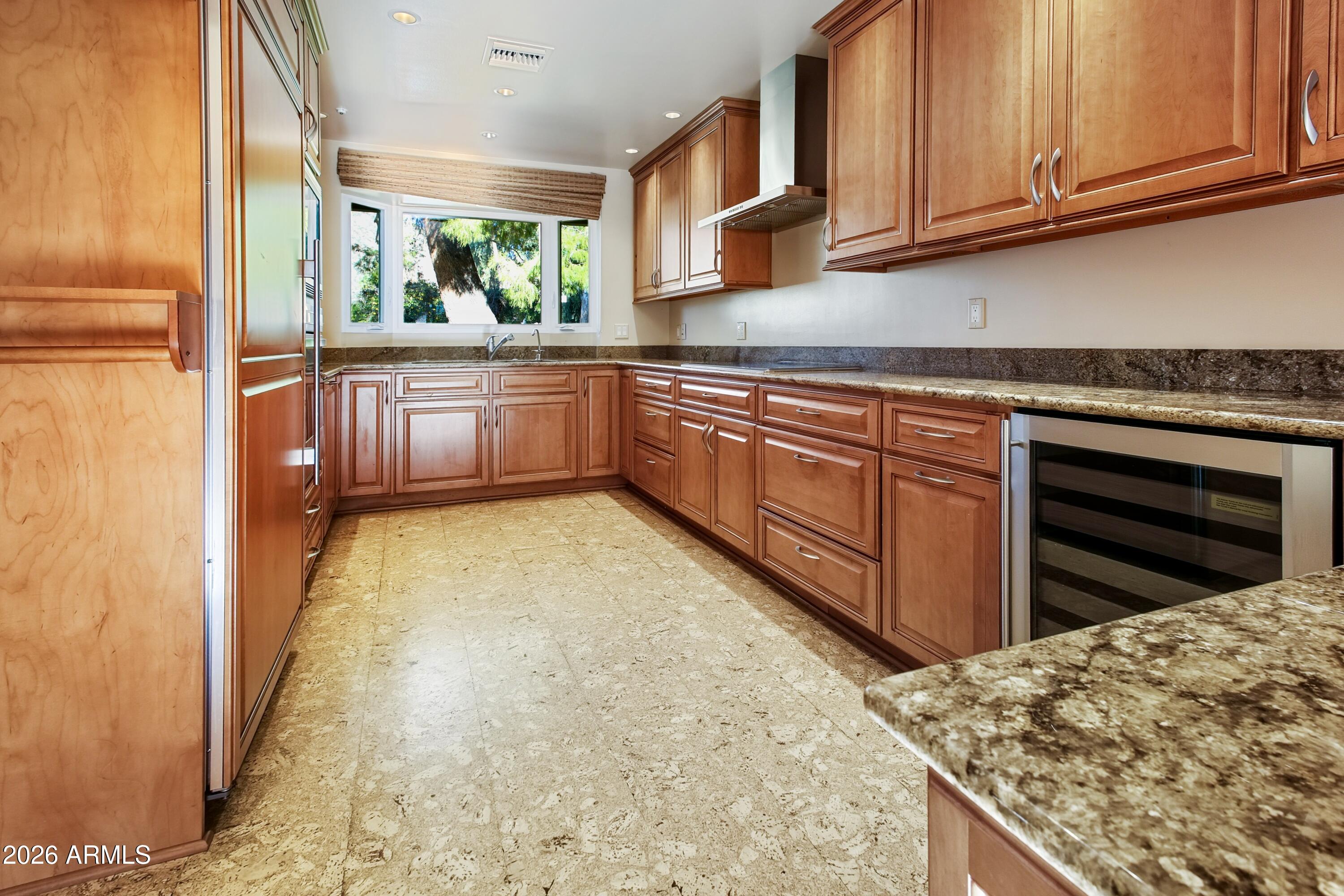 4851 E CALLE TUBERIA