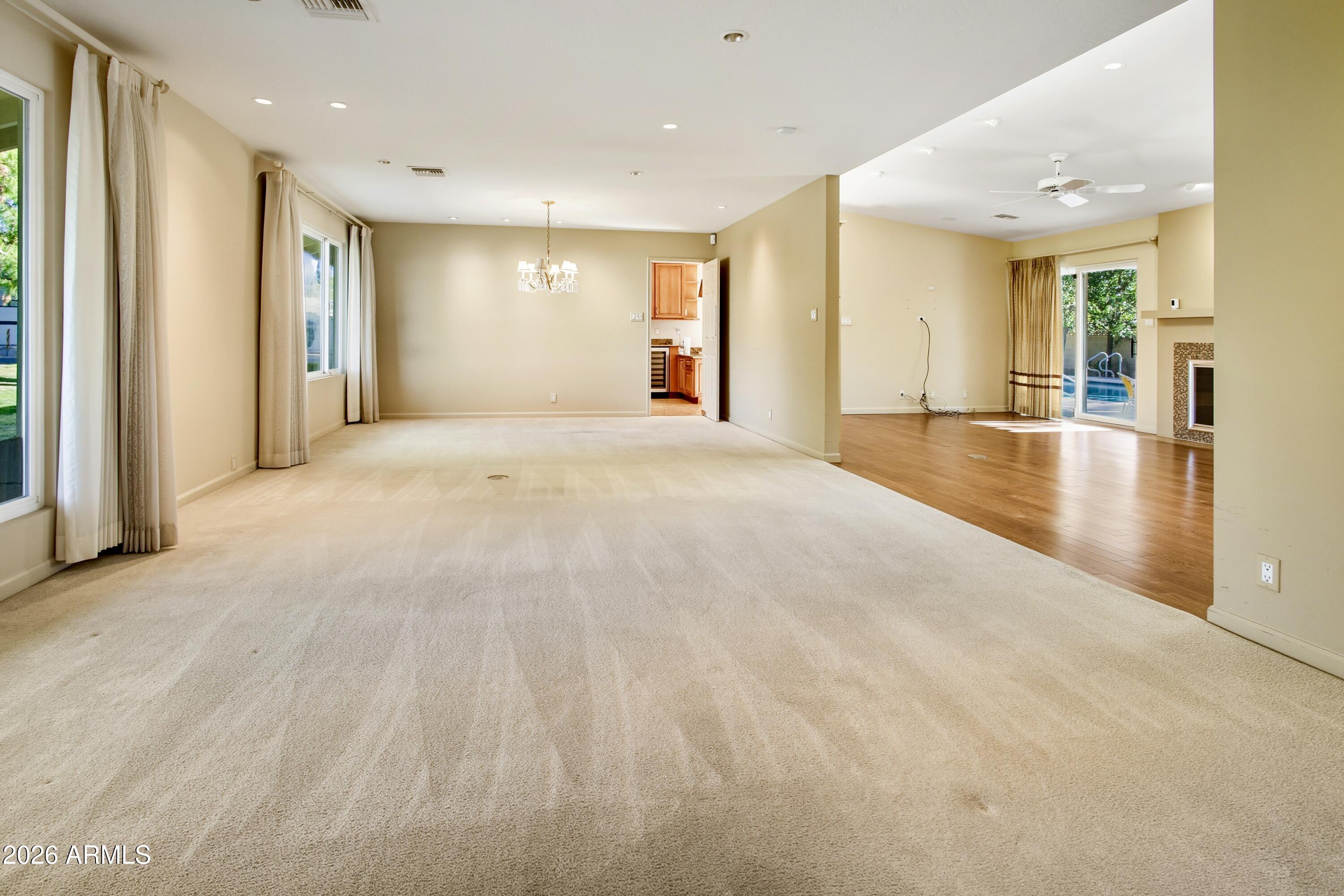 4851 E CALLE TUBERIA