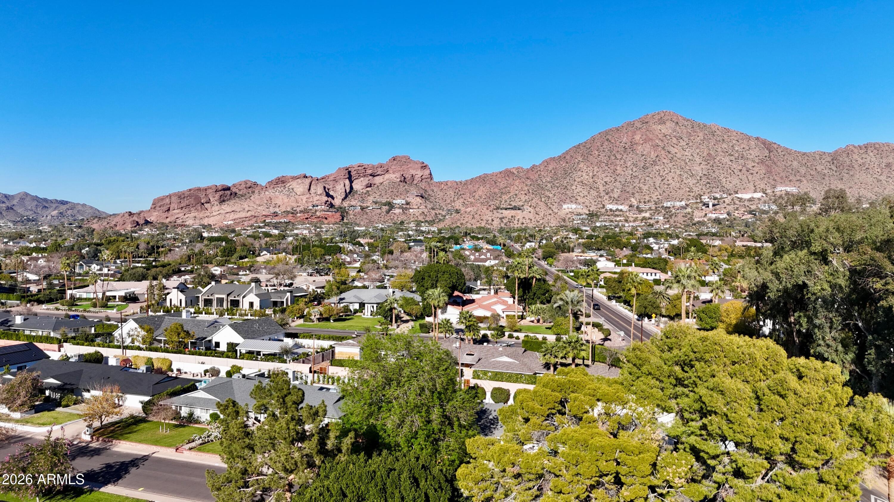 4851 E CALLE TUBERIA