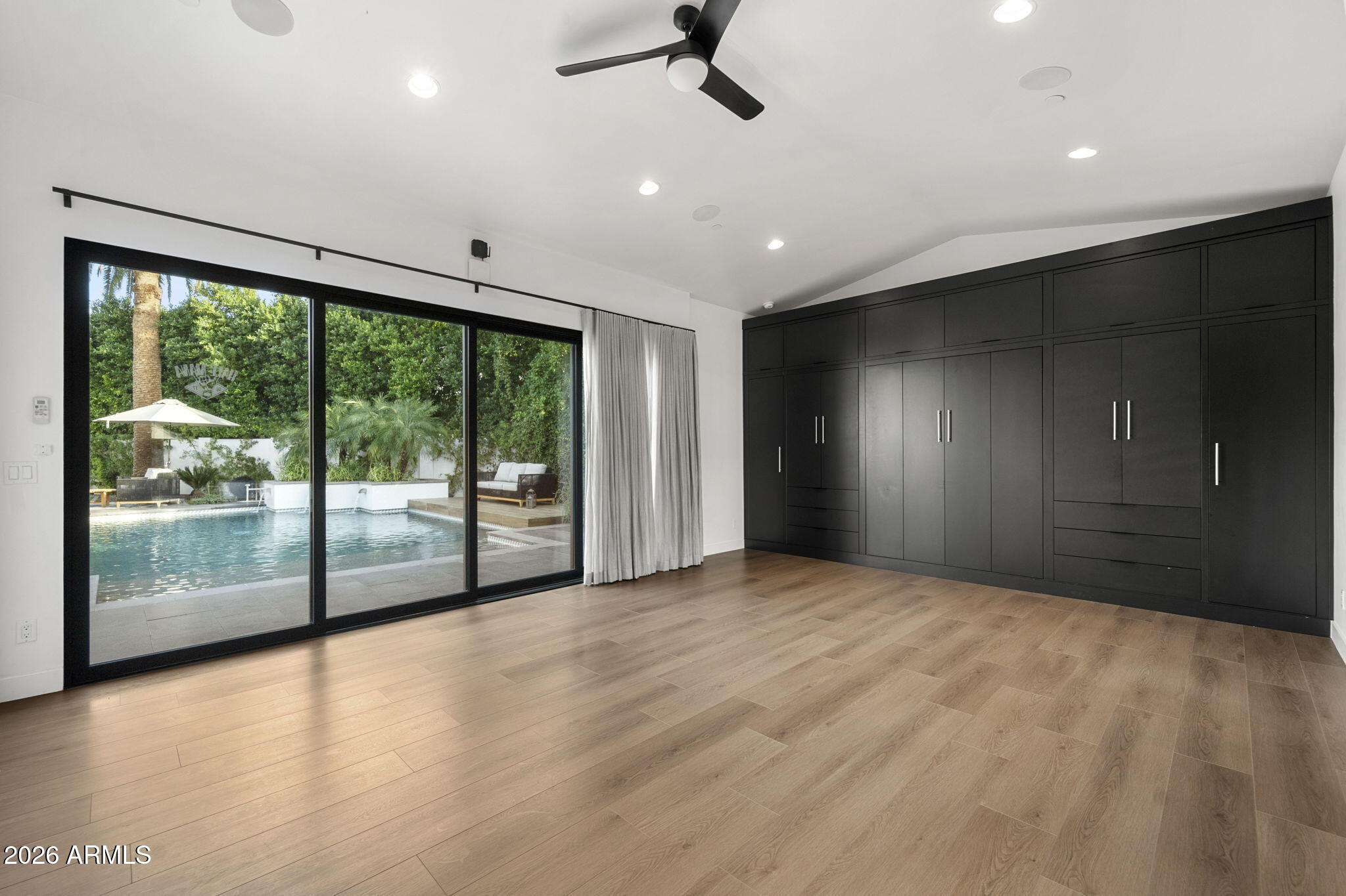 7251 E VISTA Drive