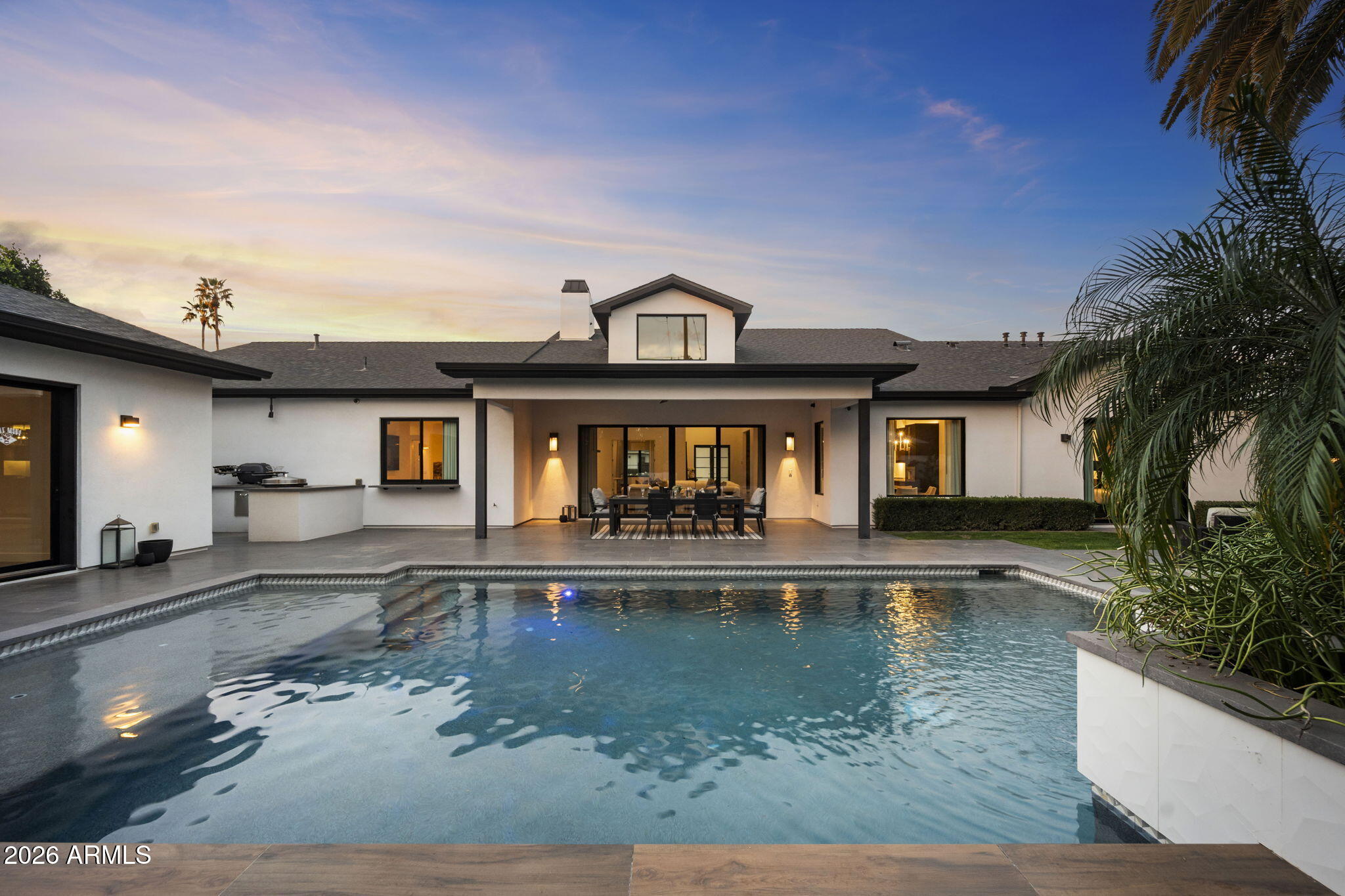 7251 E VISTA Drive