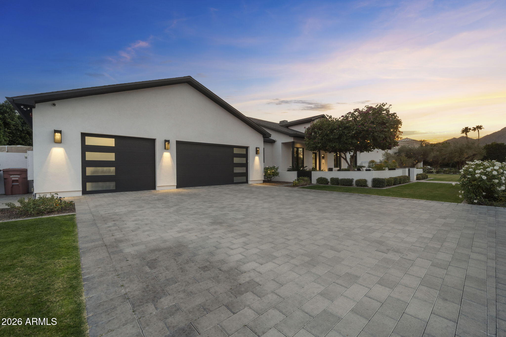 7251 E VISTA Drive