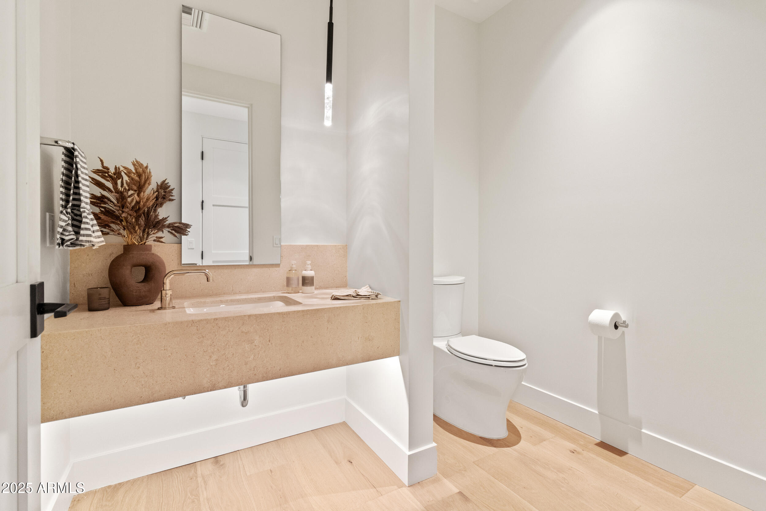 5000 N CAMELBACK RIDGE Drive 302