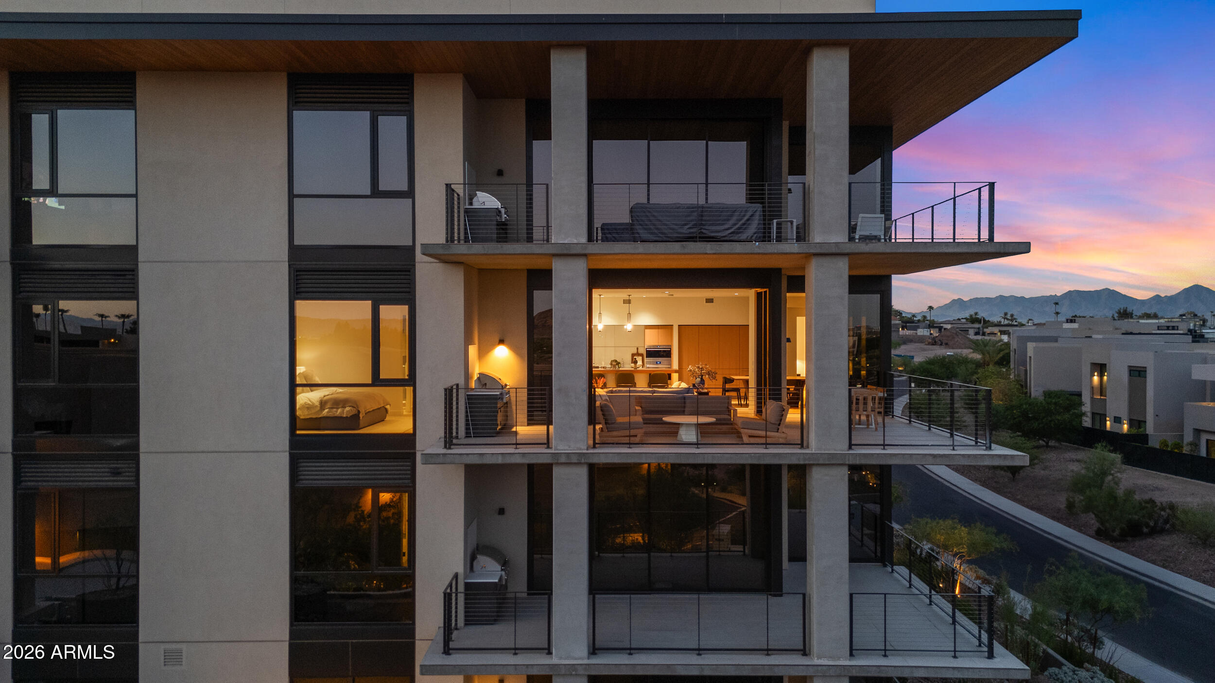 5000 N CAMELBACK RIDGE Drive 302