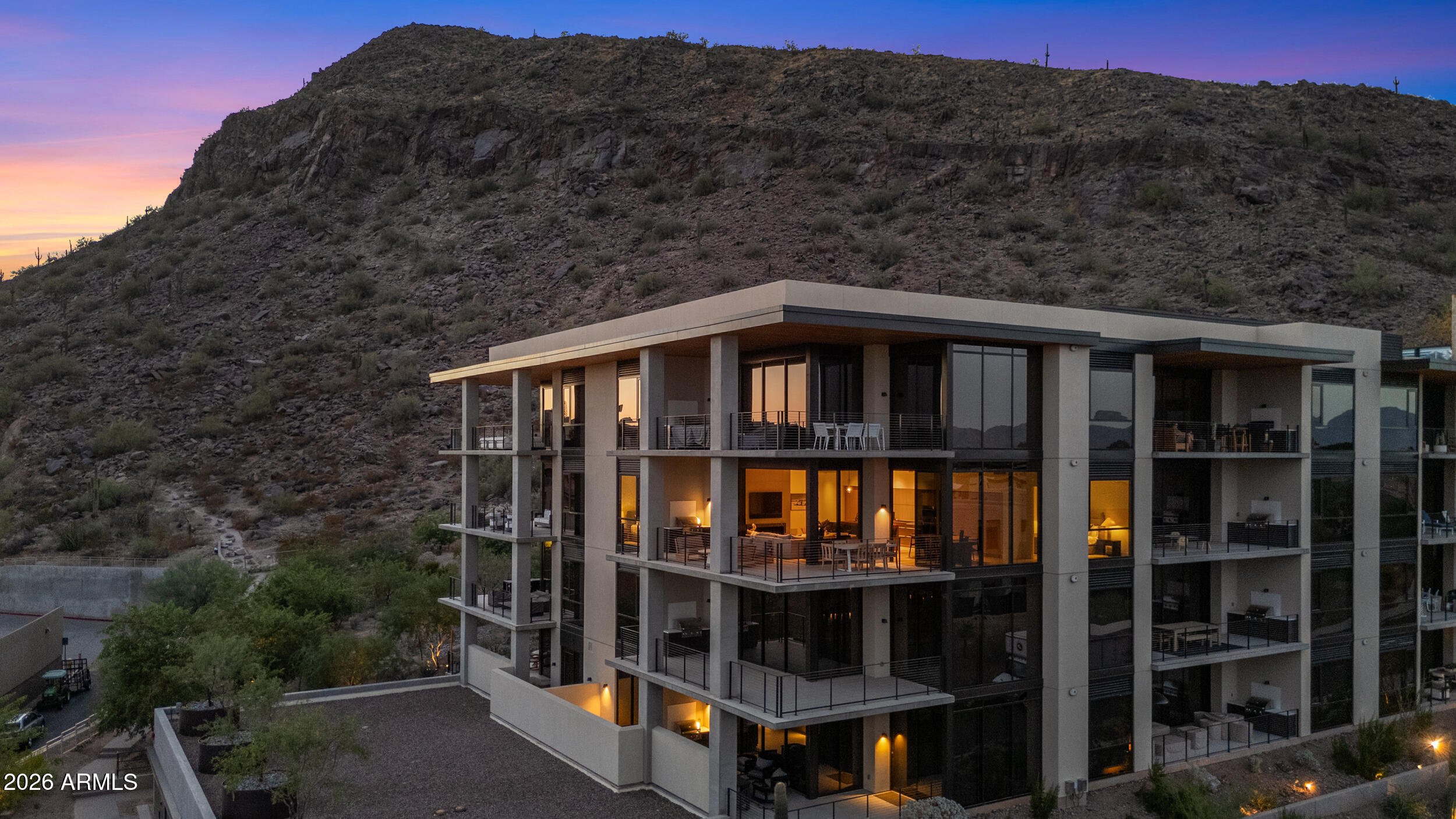 5000 N CAMELBACK RIDGE Drive 302