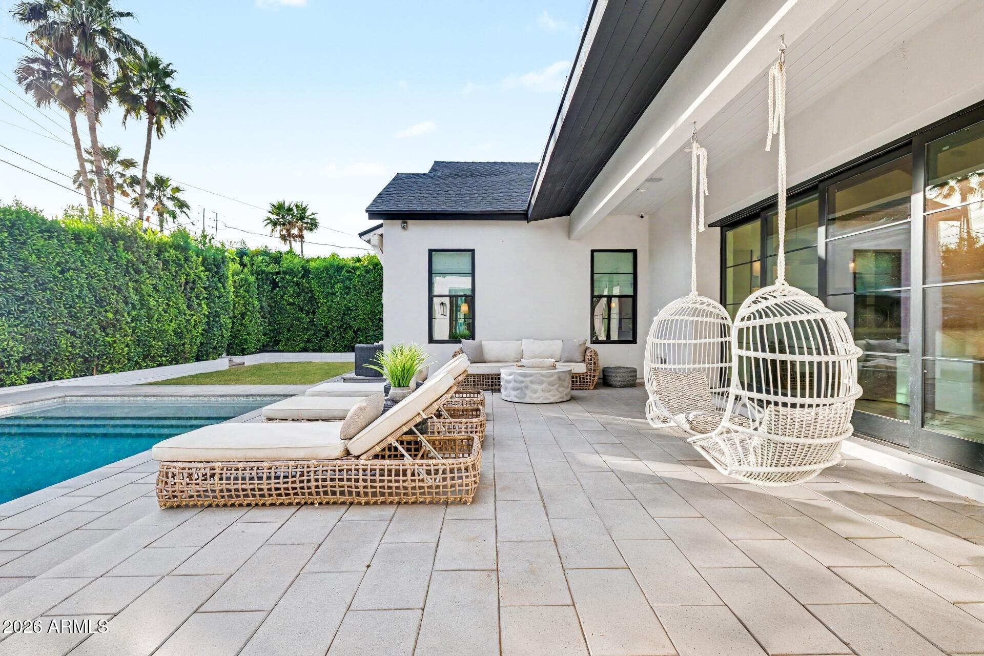 4557 E CALLE TUBERIA
