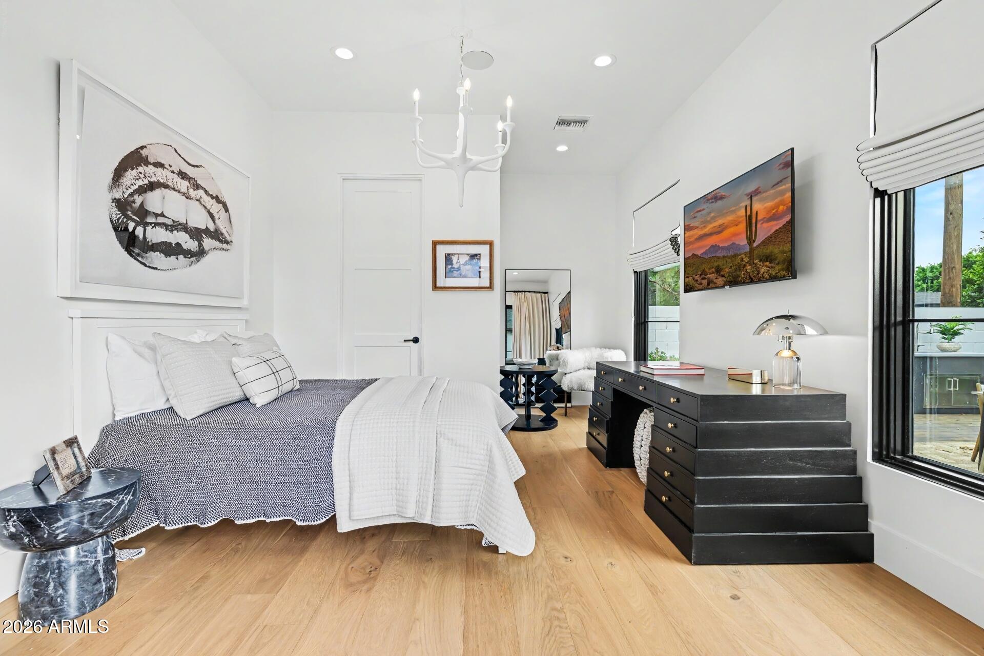 4557 E CALLE TUBERIA