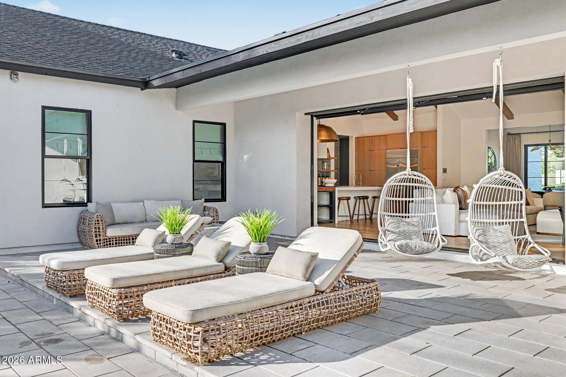 4557 E CALLE TUBERIA