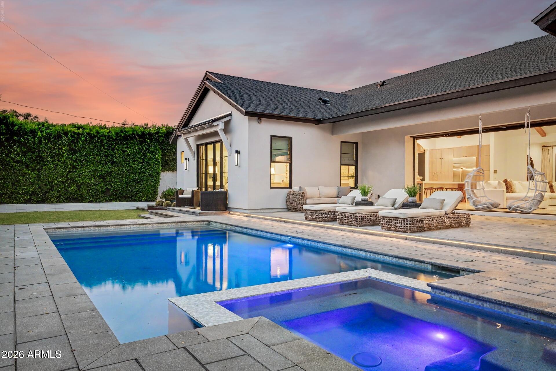 4557 E CALLE TUBERIA