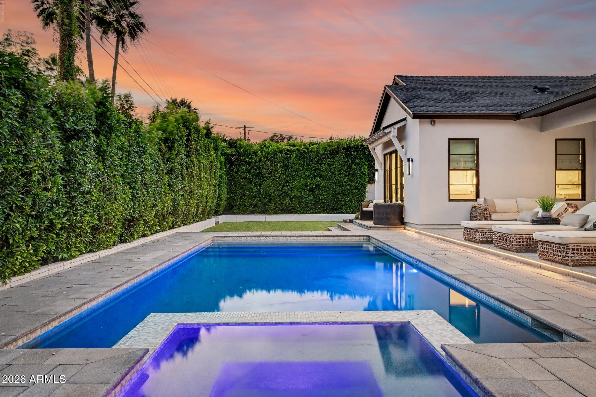 4557 E CALLE TUBERIA