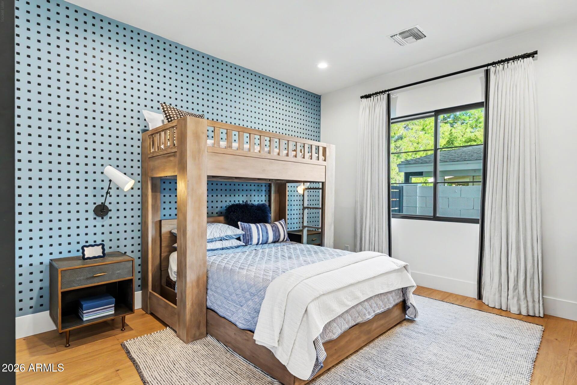 4557 E CALLE TUBERIA