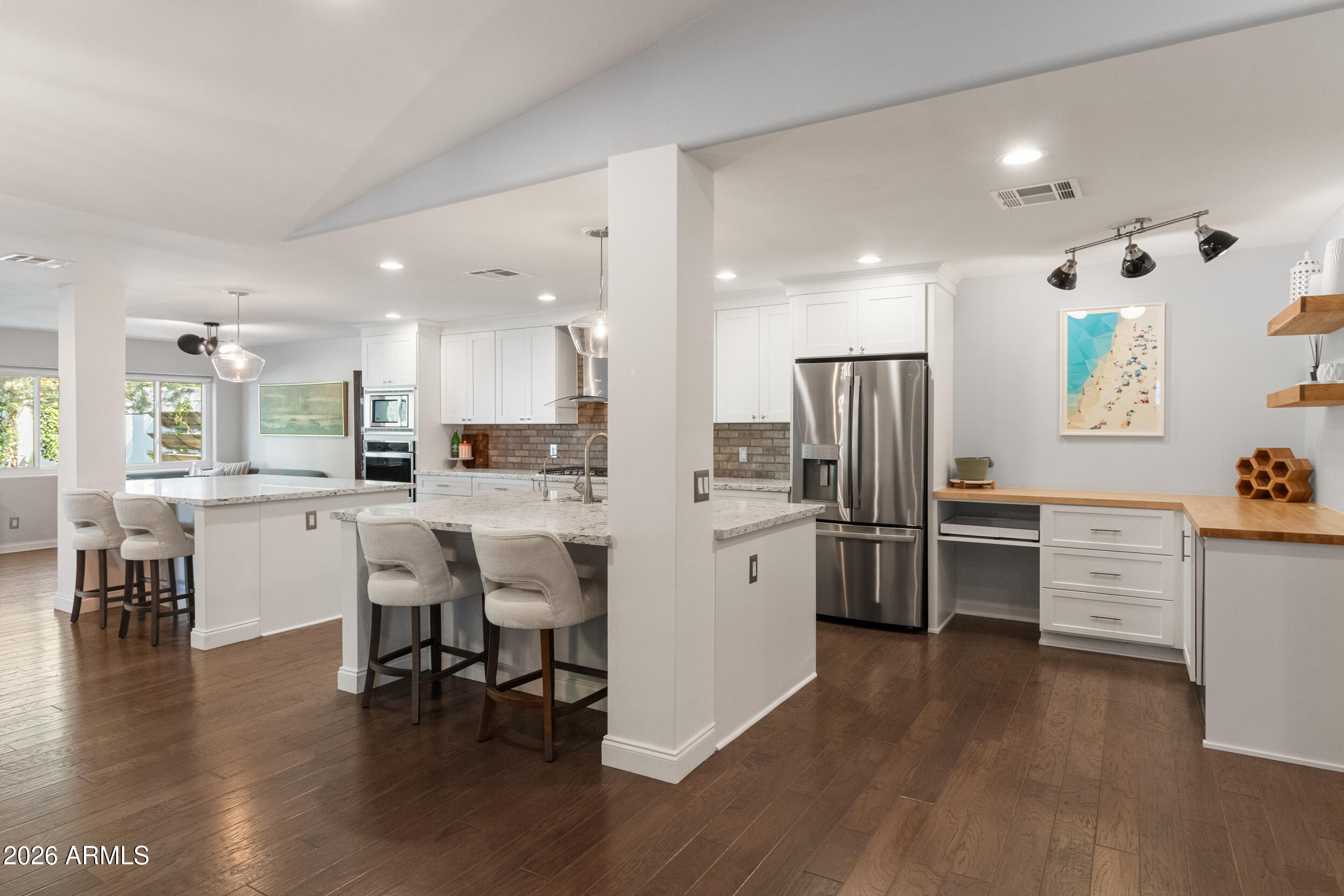 2945 N 47TH Place
